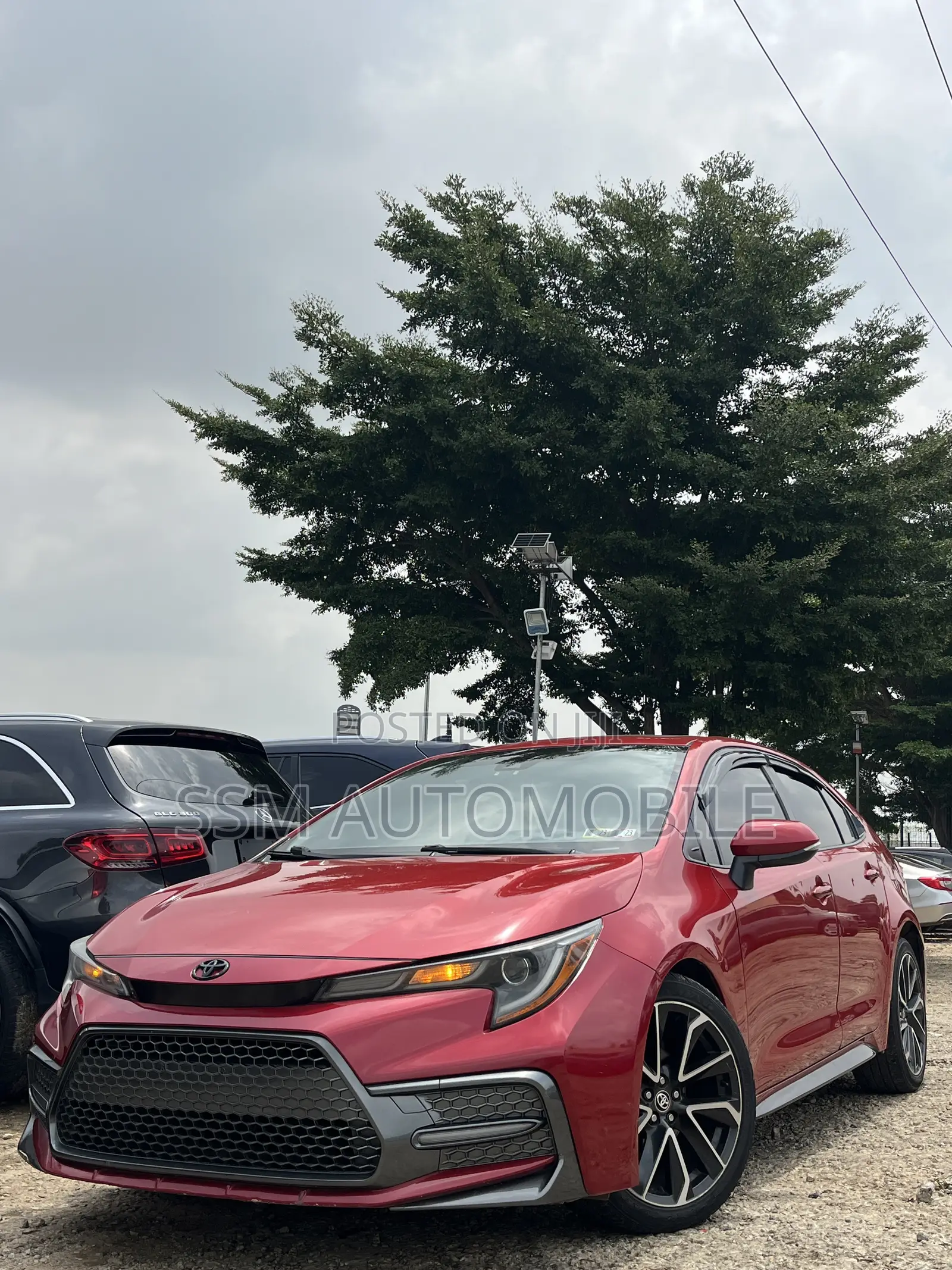 Toyota Corolla SE (1.8L 4cyl 6M) 2019 Red