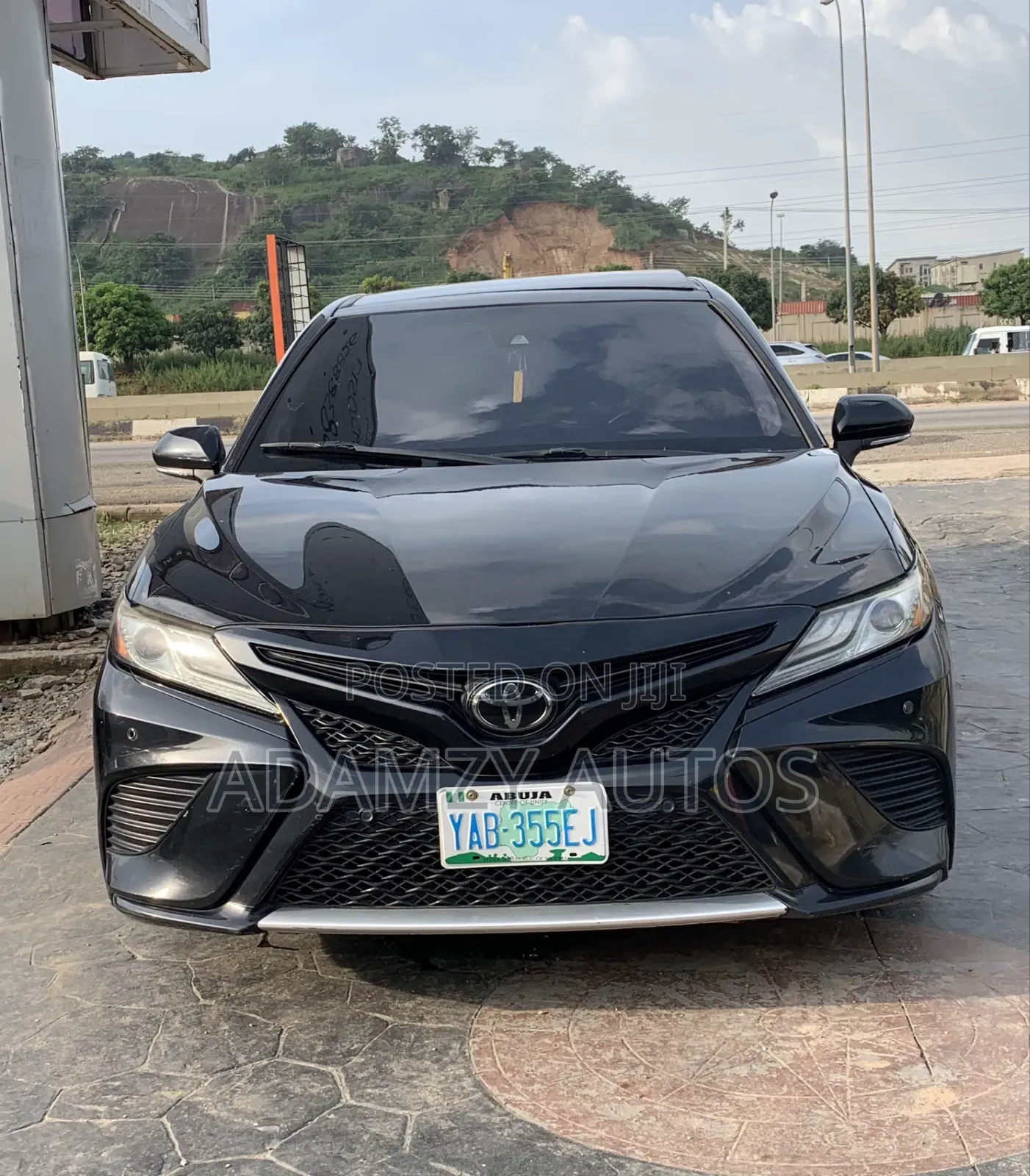 Toyota Camry 2018 Black