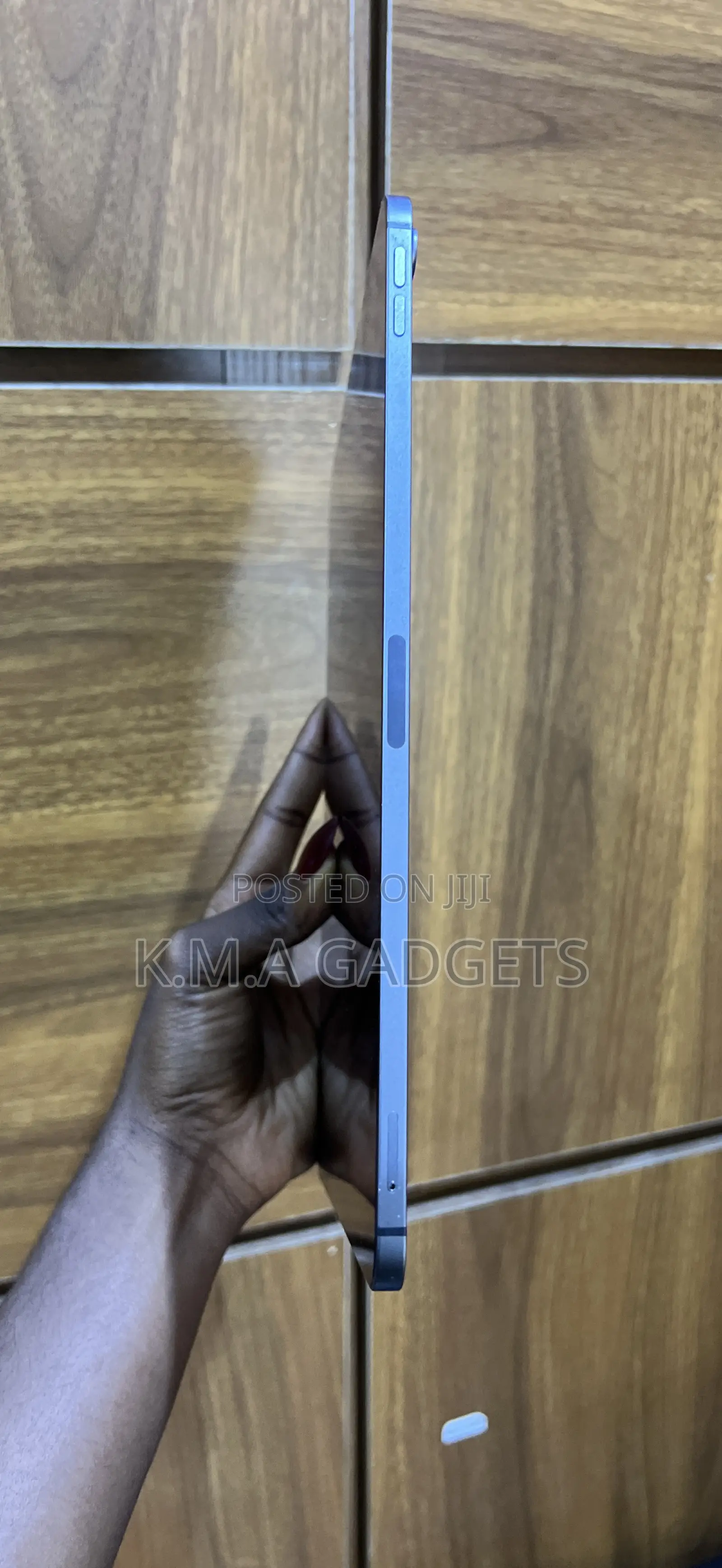 Apple iPad Air 256 GB Gray