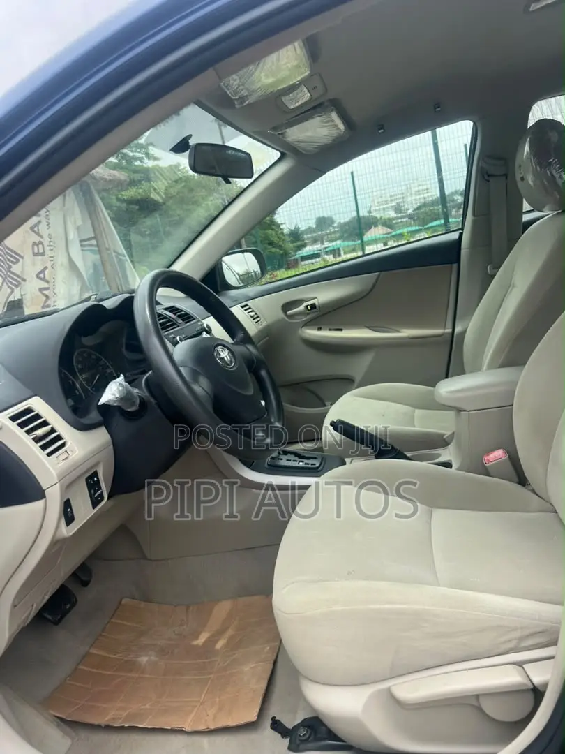 Toyota Corolla 2013 Blue