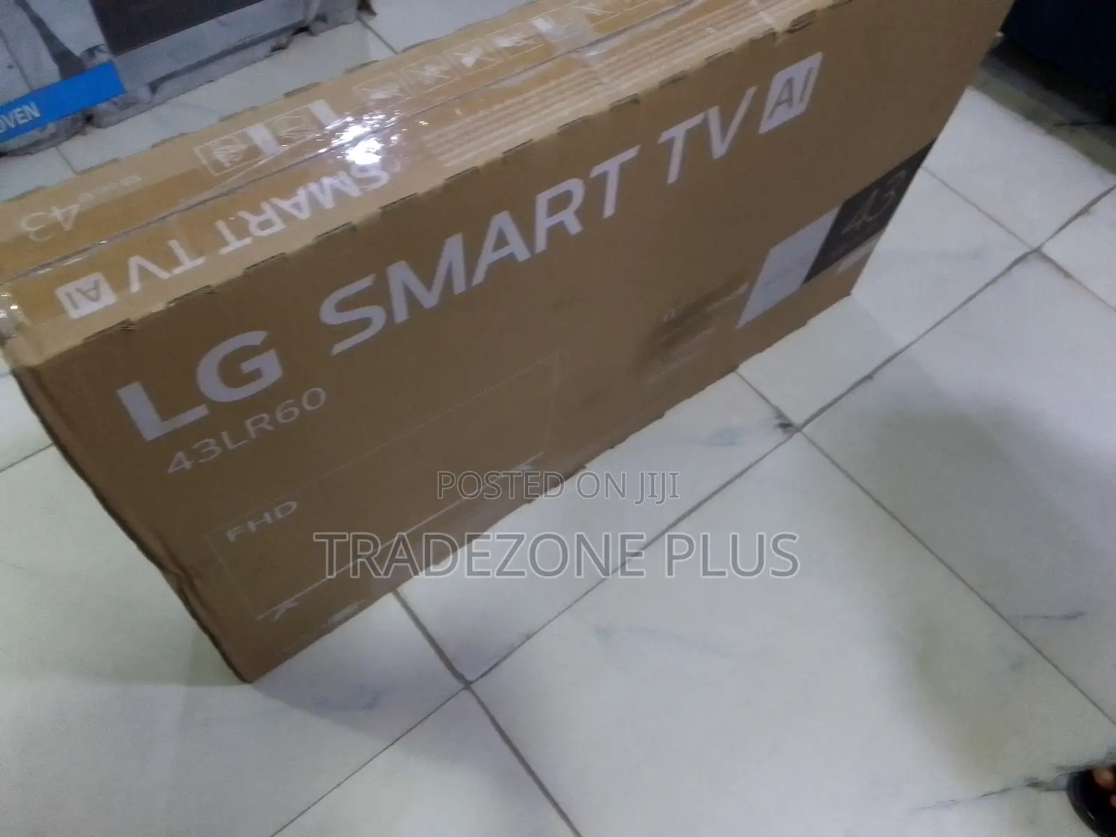 LG 43LR60006LA – Great TV Deal With Wall Bracket Included