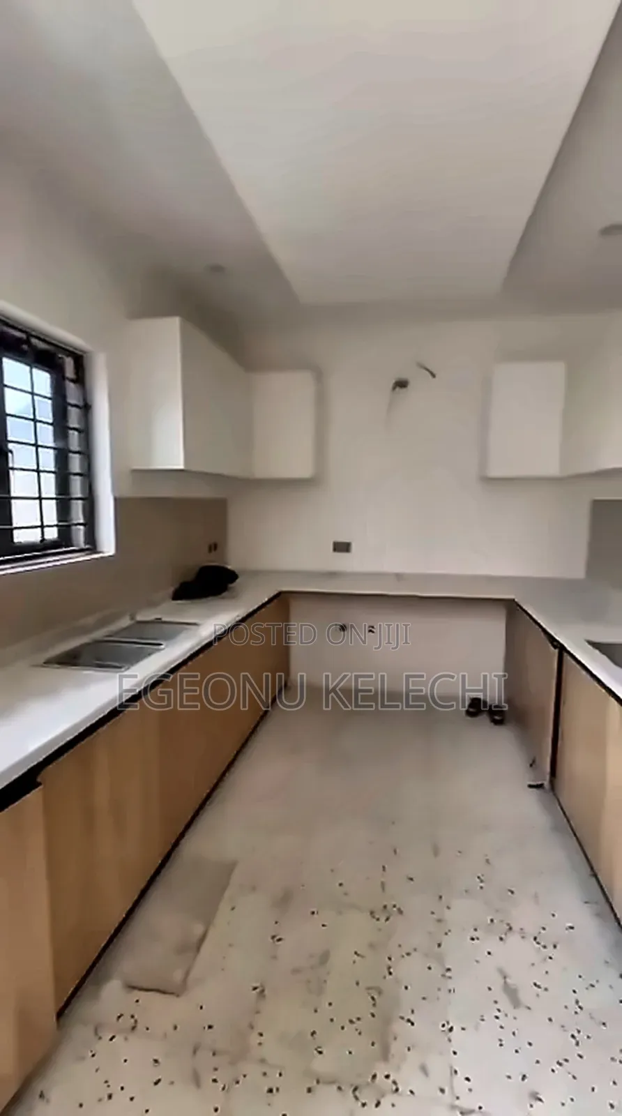 5bdrm Duplex in Jahi for sale
