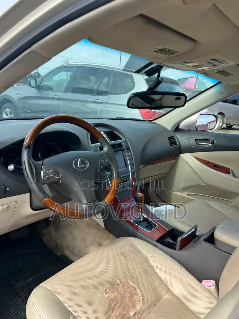 Lexus ES 350 2010 Gold