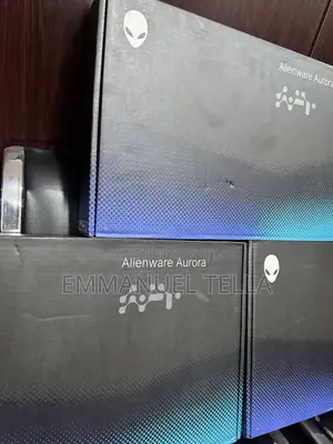 New Laptop Dell Alienware Aurora 16 32GB Intel Core i7 SSD 1T