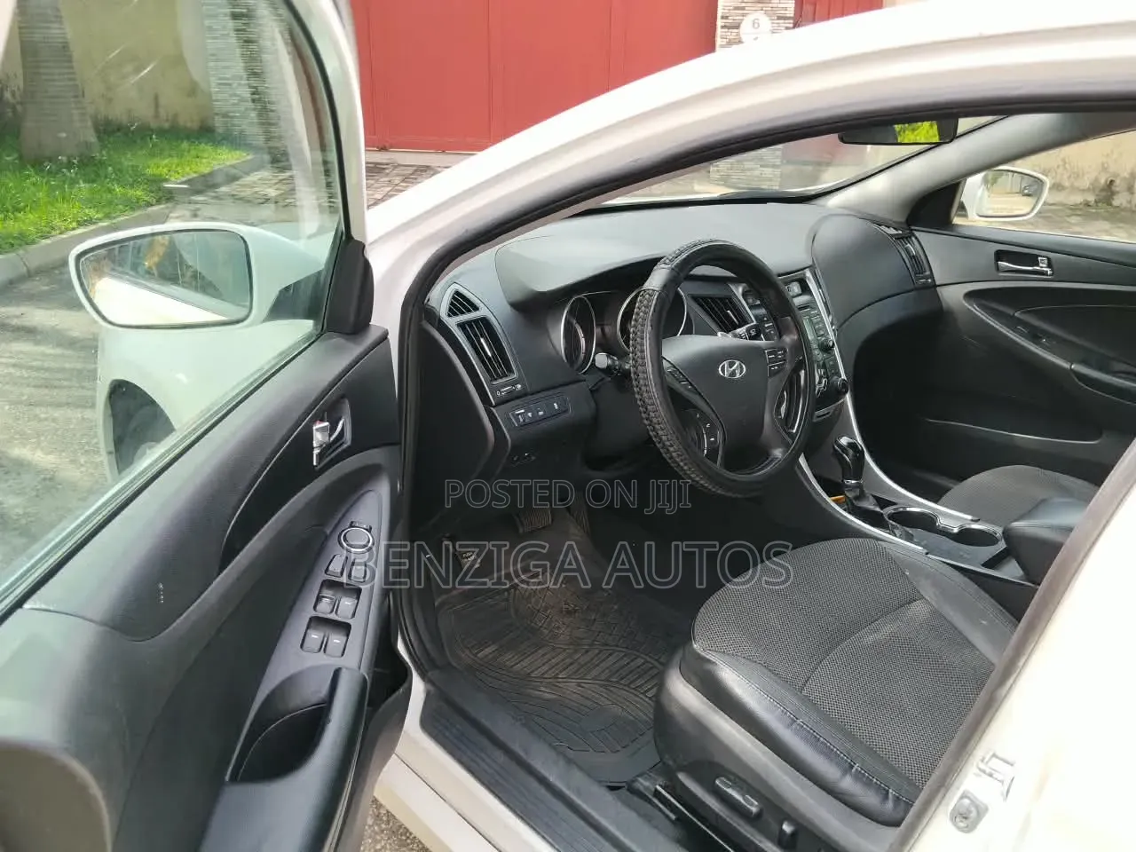 Hyundai Sonata 2012 White