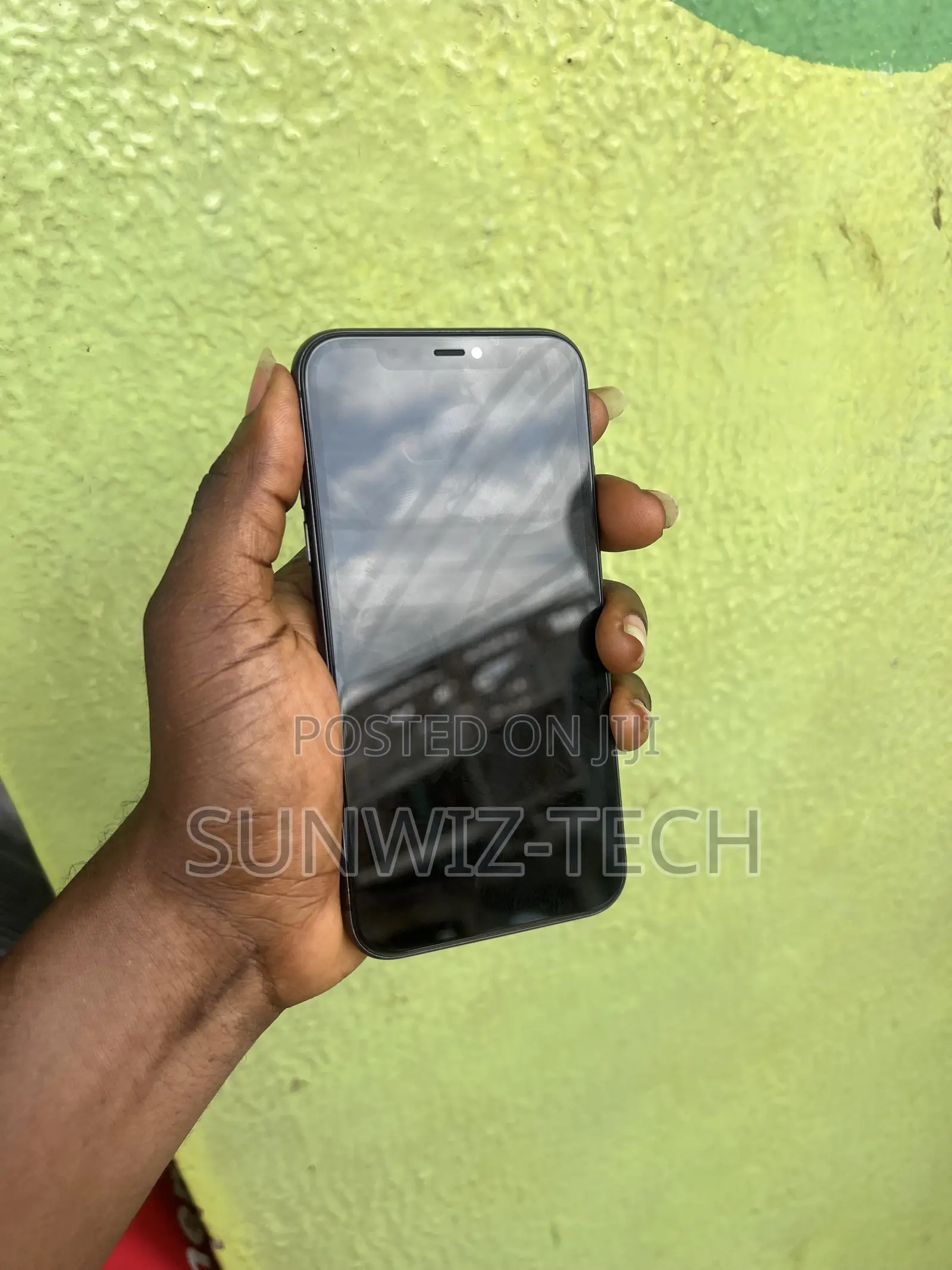 Apple iPhone 11 64 GB Black