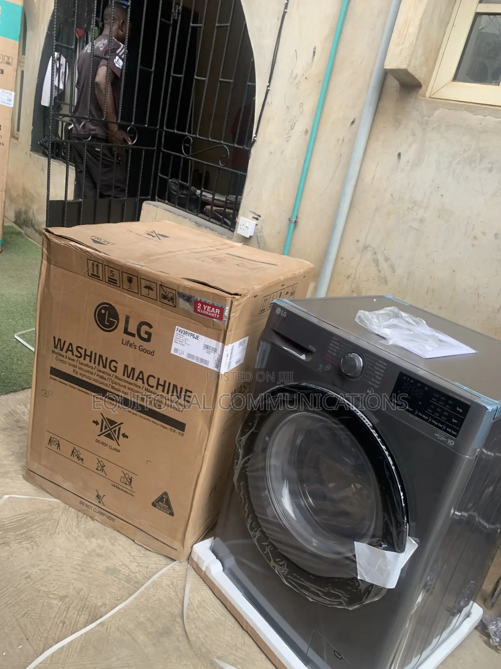 LG F4V3RYP6JE Home Washing Machine for Family Clothes