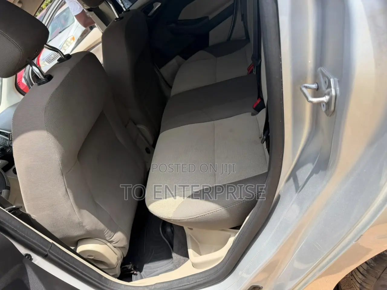 Ford Focus 2012 Silver
