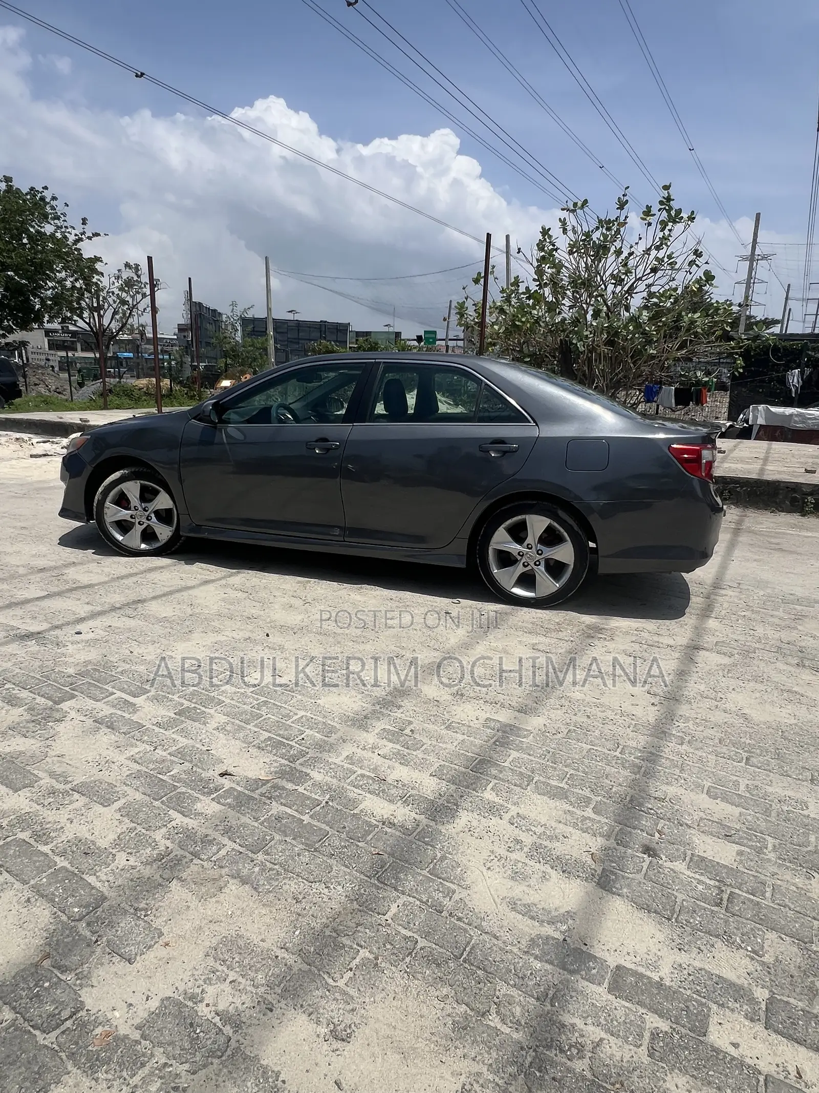 Toyota Camry SE V6 4dr Sedan (3.5L 6cyl 6A) 2012 Gray