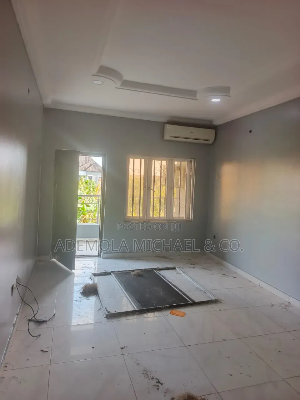4bdrm Duplex in Lekki Scheme Ii for sale