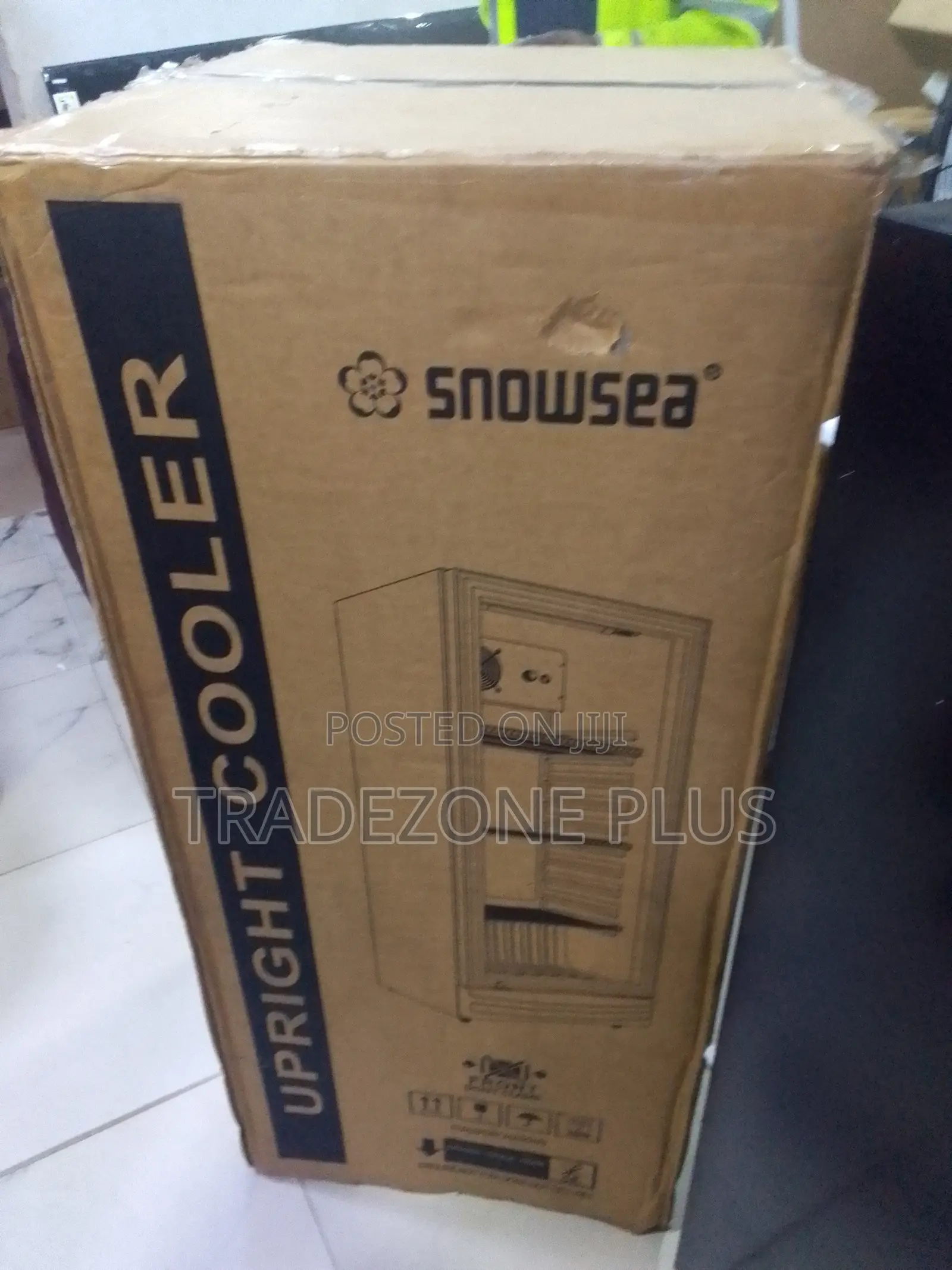 Buy Snowsea LC-270W 270 Litre Commercial Display Cooler