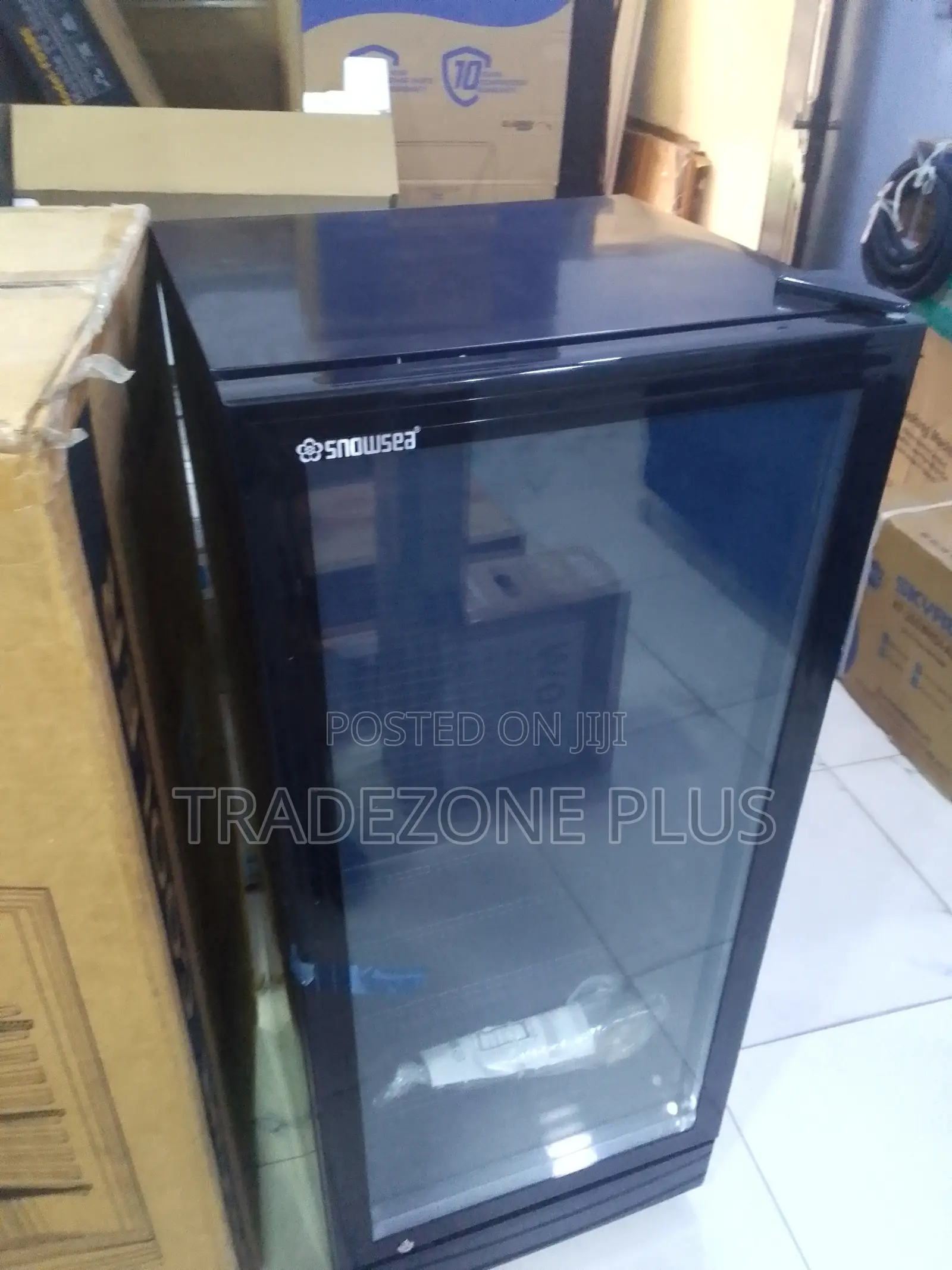 Snowsea 270L Standing Beverage Cooler for Shops and Businesses