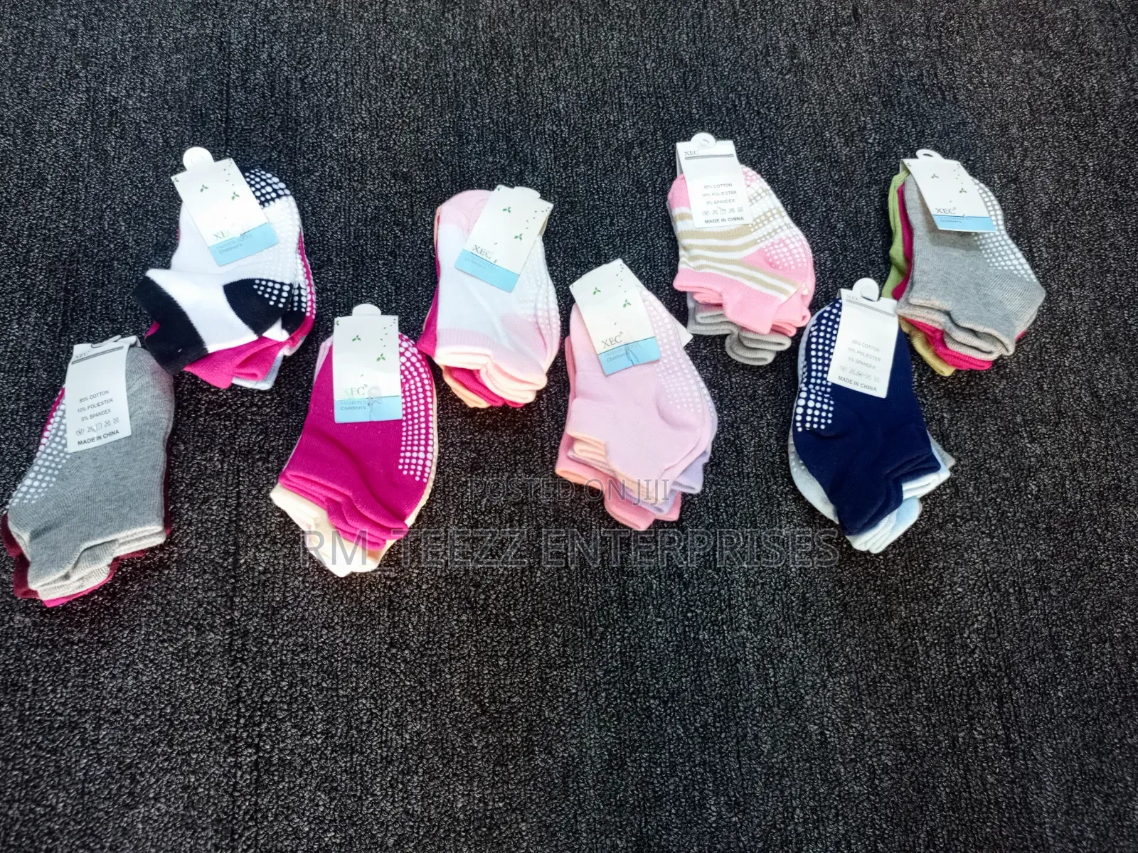 Kids Non-Slip Dotted Soles Ankle Fashion Socks
