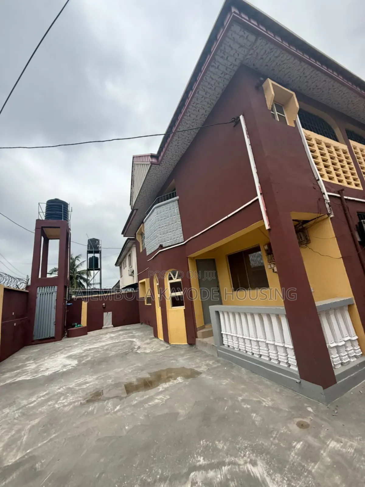 3bdrm Block of Flats in Wuraola Esan Street, Rind Road for sale