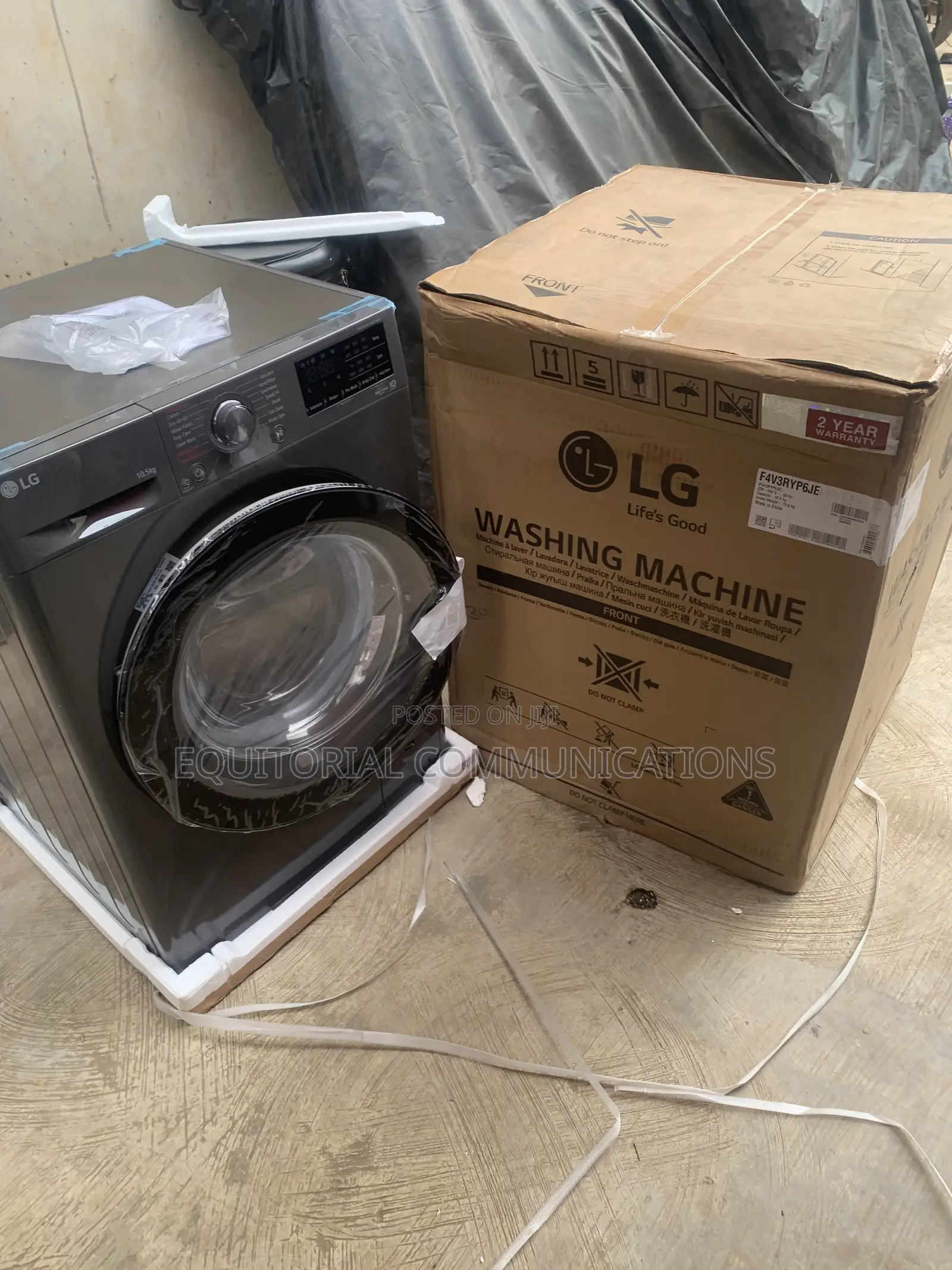LG 10.5KG Front Load Washer – Modern Performance, Timeless Appeal