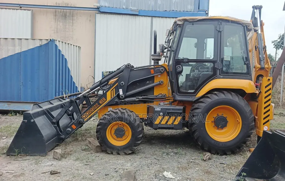 Escort Backhoe Loader 2026