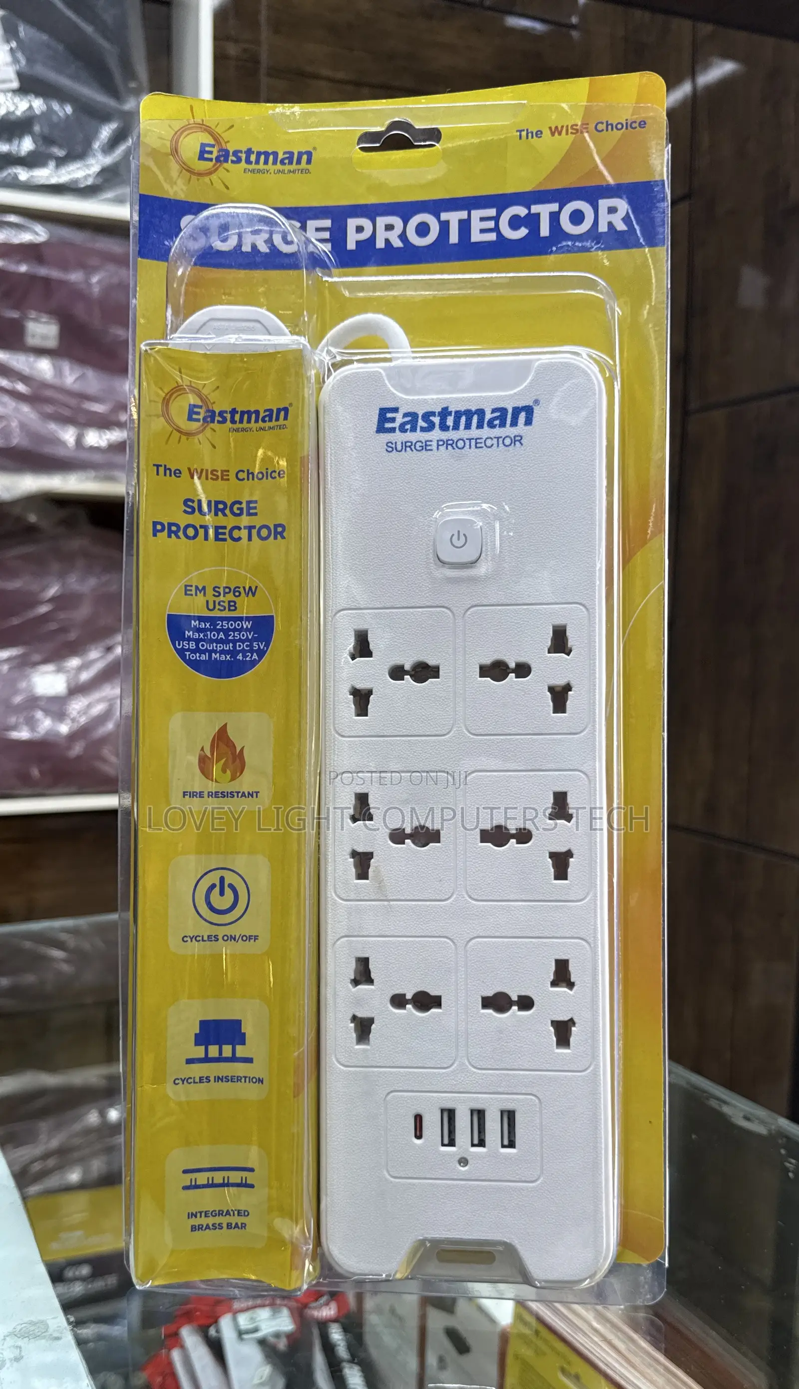 Eastman Surge Protector With USB Port
