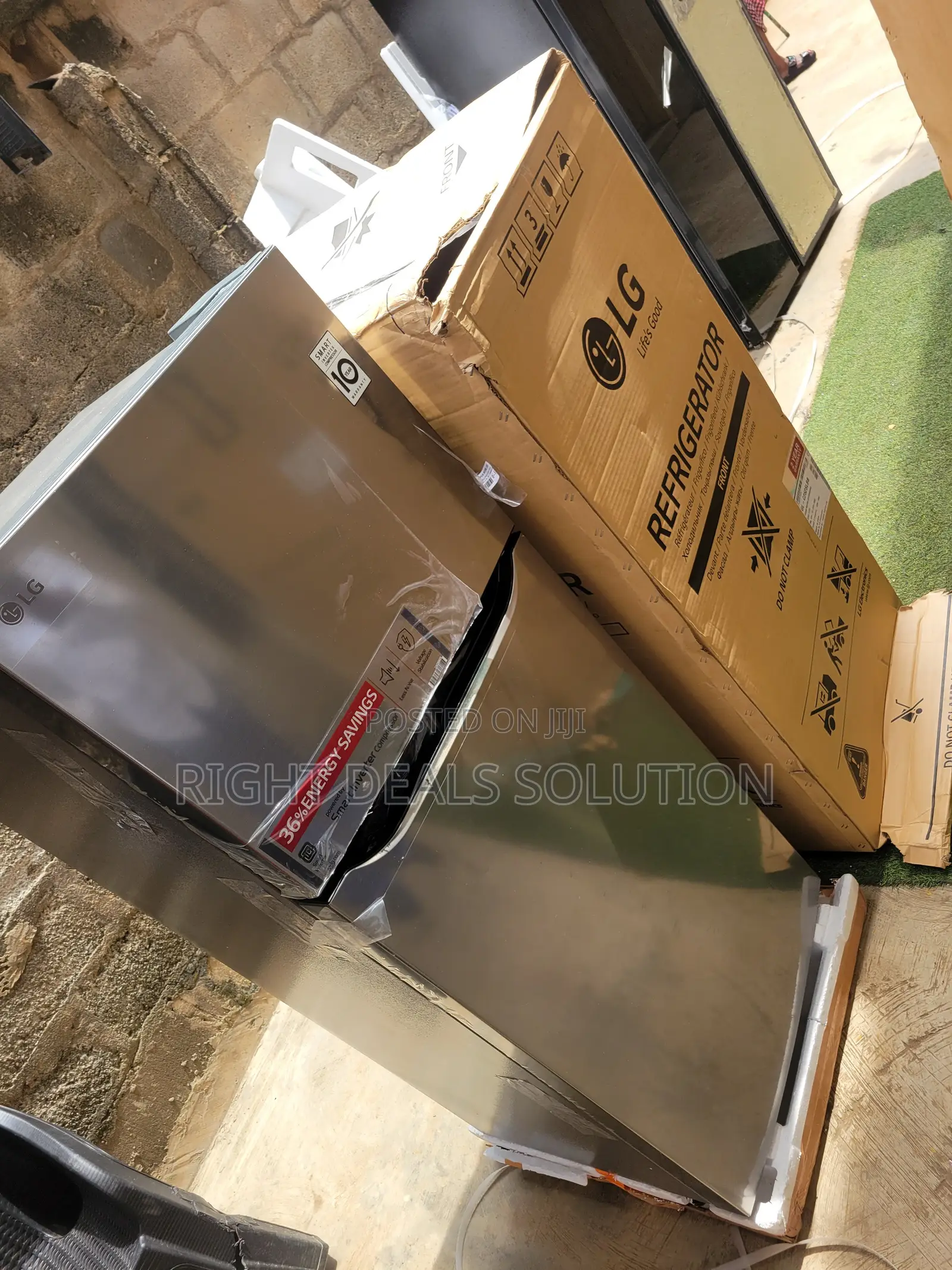 Modern Silver Top Freezer Refrigerator – 234L