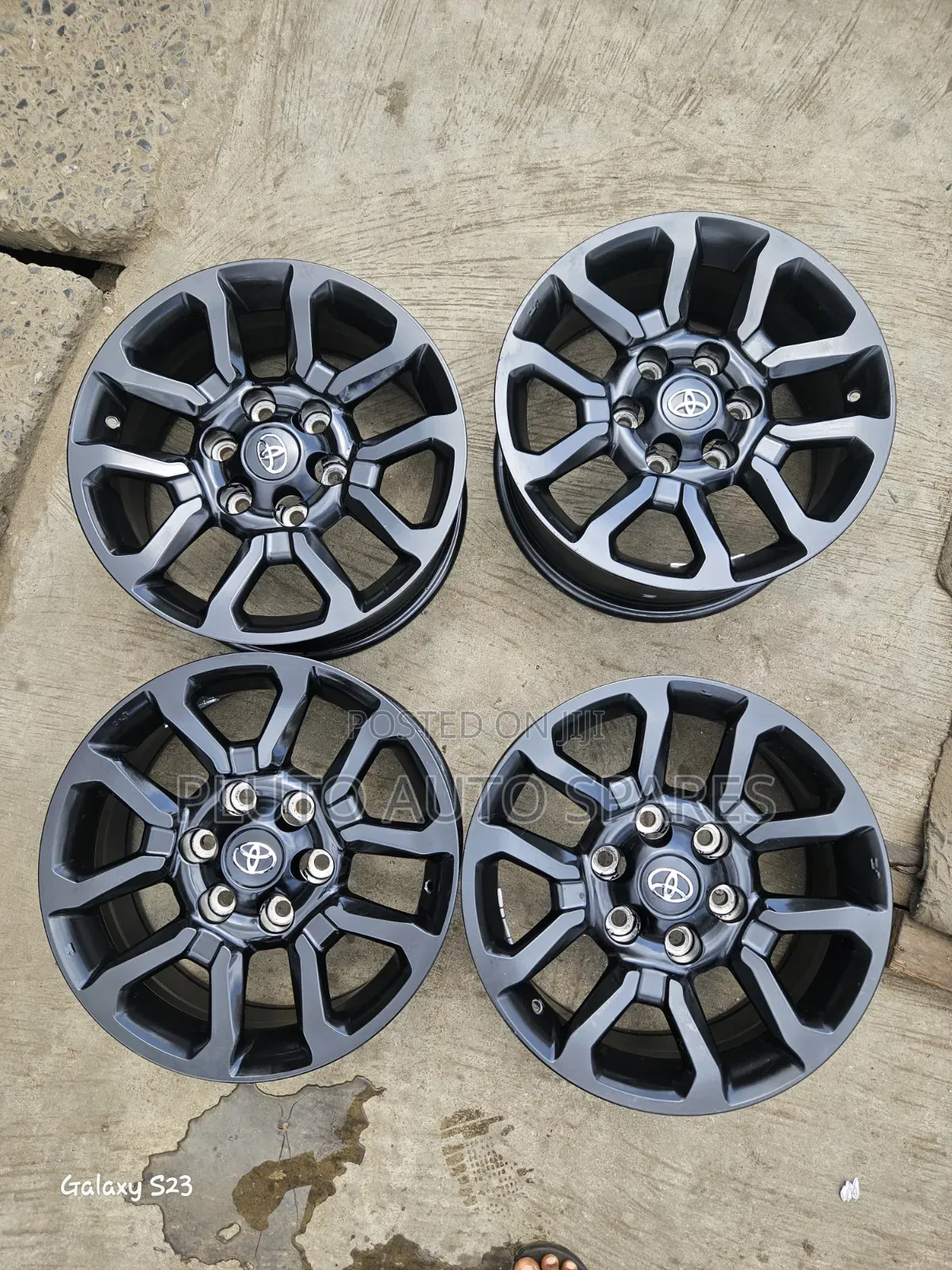 Hilux, Prado & Tacoma 17'inch All Black Alloy Rims