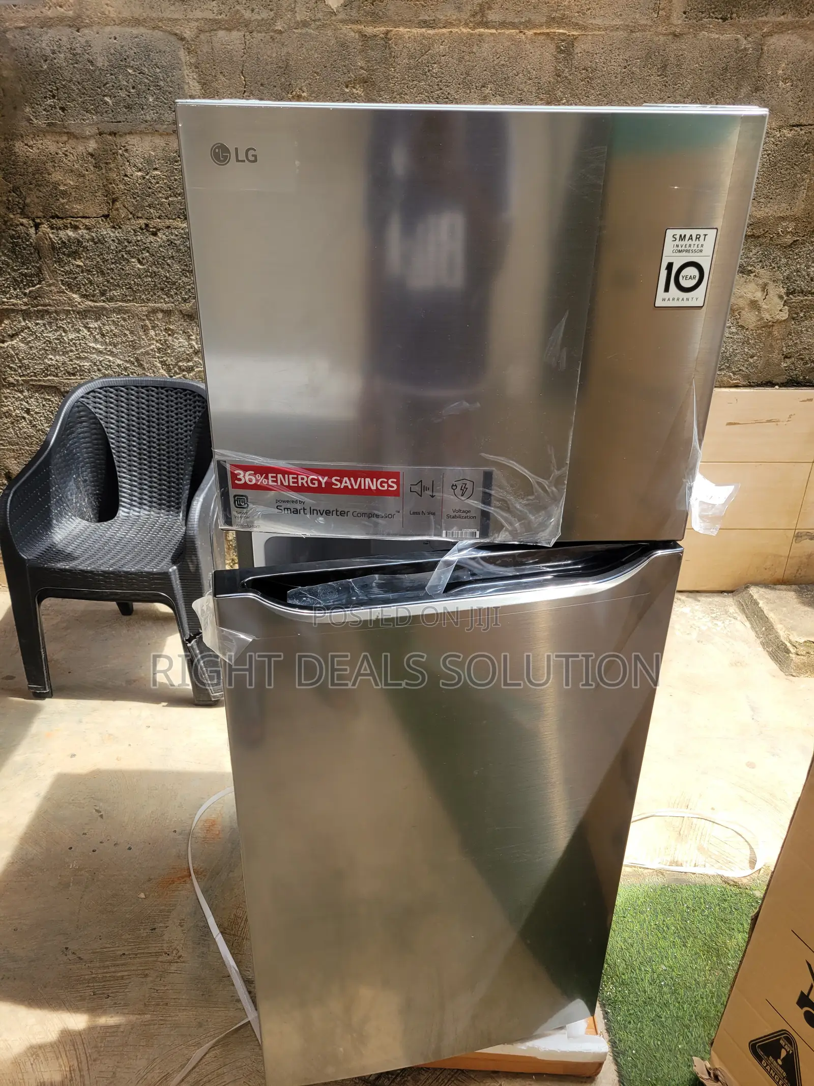 LG Silver Finish Top Freezer Refrigerator – 234L