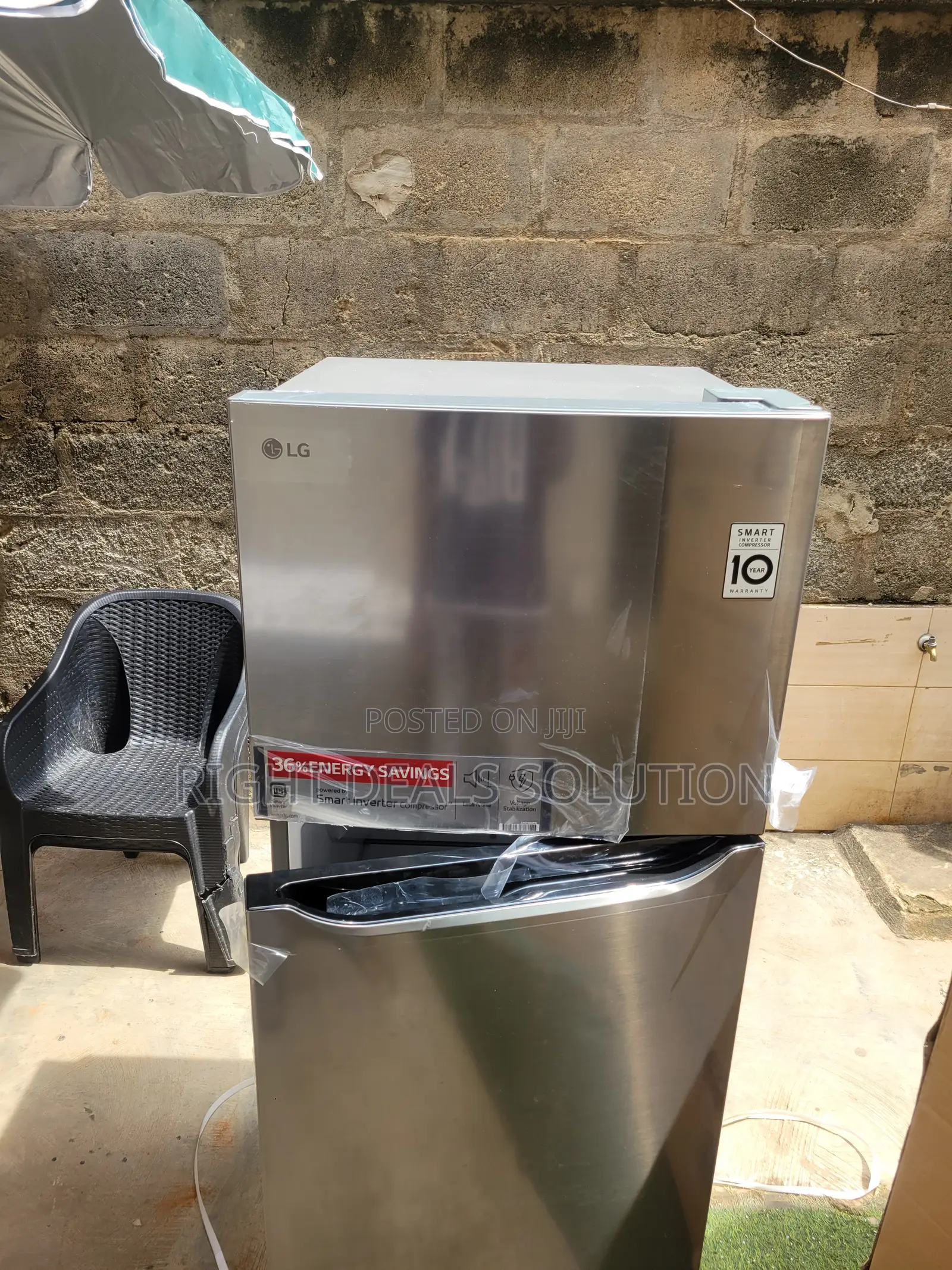 LG Silver Finish Top Freezer Refrigerator – 234L