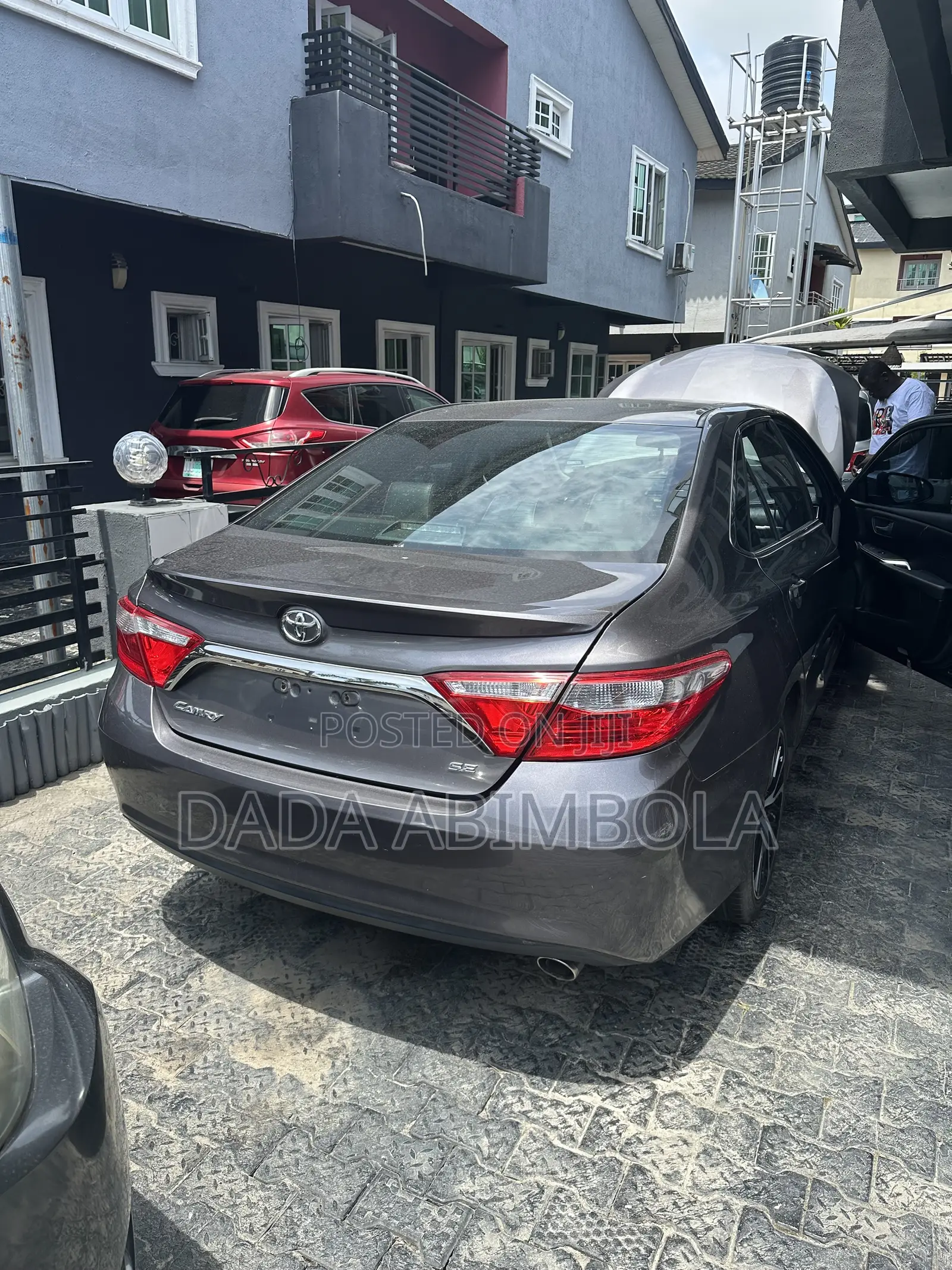 Toyota Camry SE 4dr Sedan (2.5L 4cyl 6A) 2017 Silver