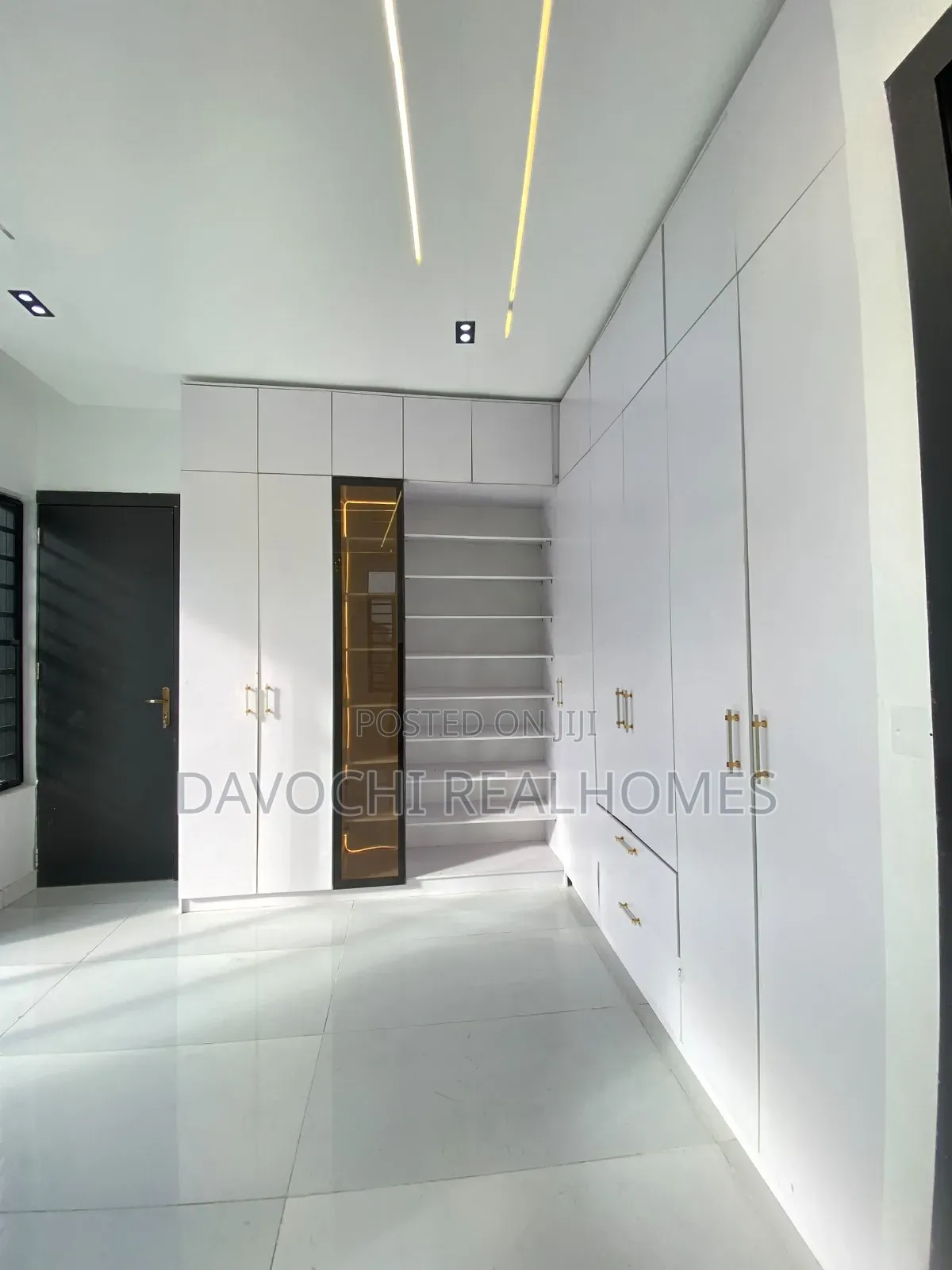 4bdrm Duplex in Sangotedo for sale