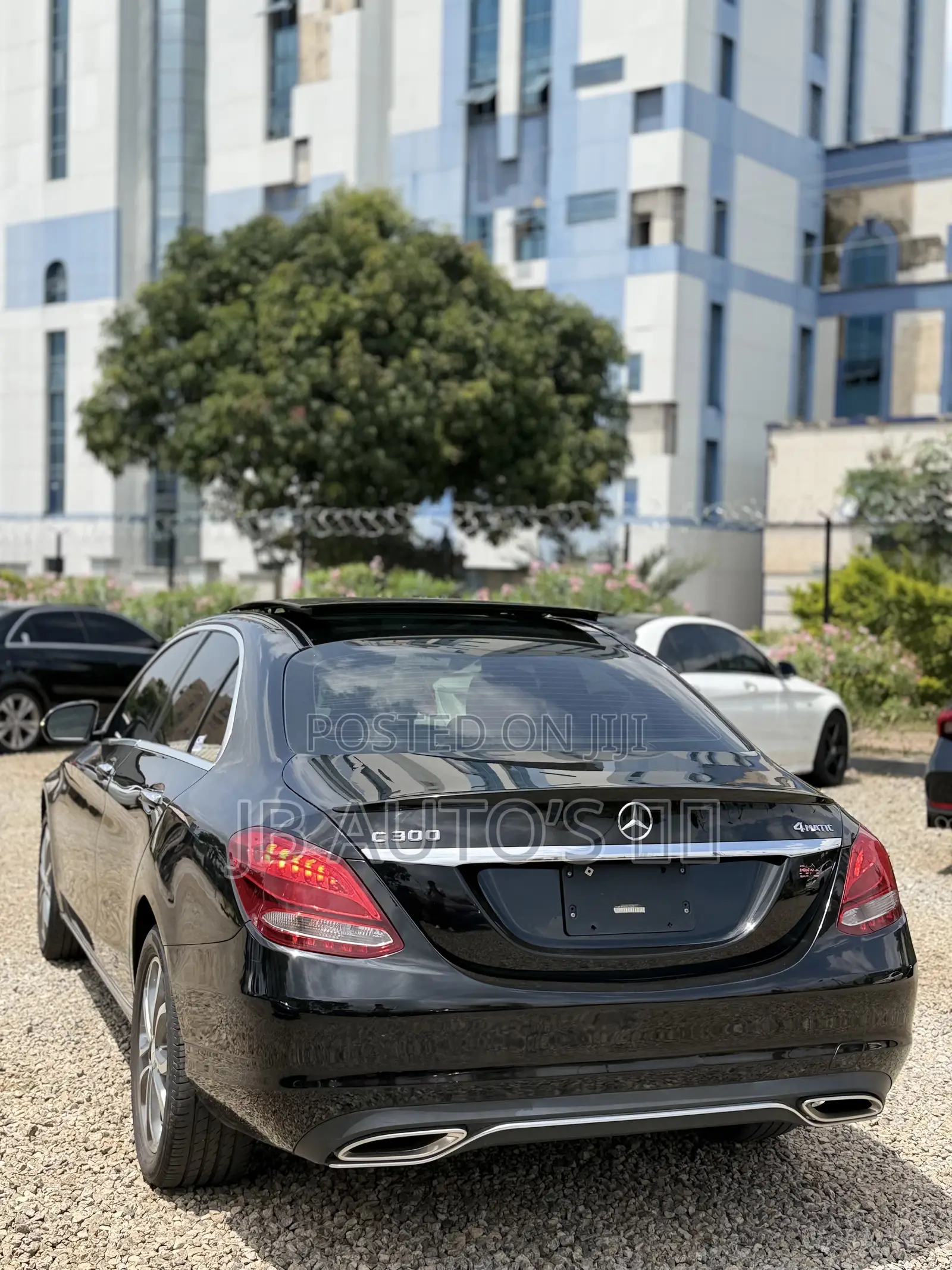 Mercedes-Benz C300 Sport 4Matic Sedan AWD (2.0L 4cyll 7A) 2016 Black