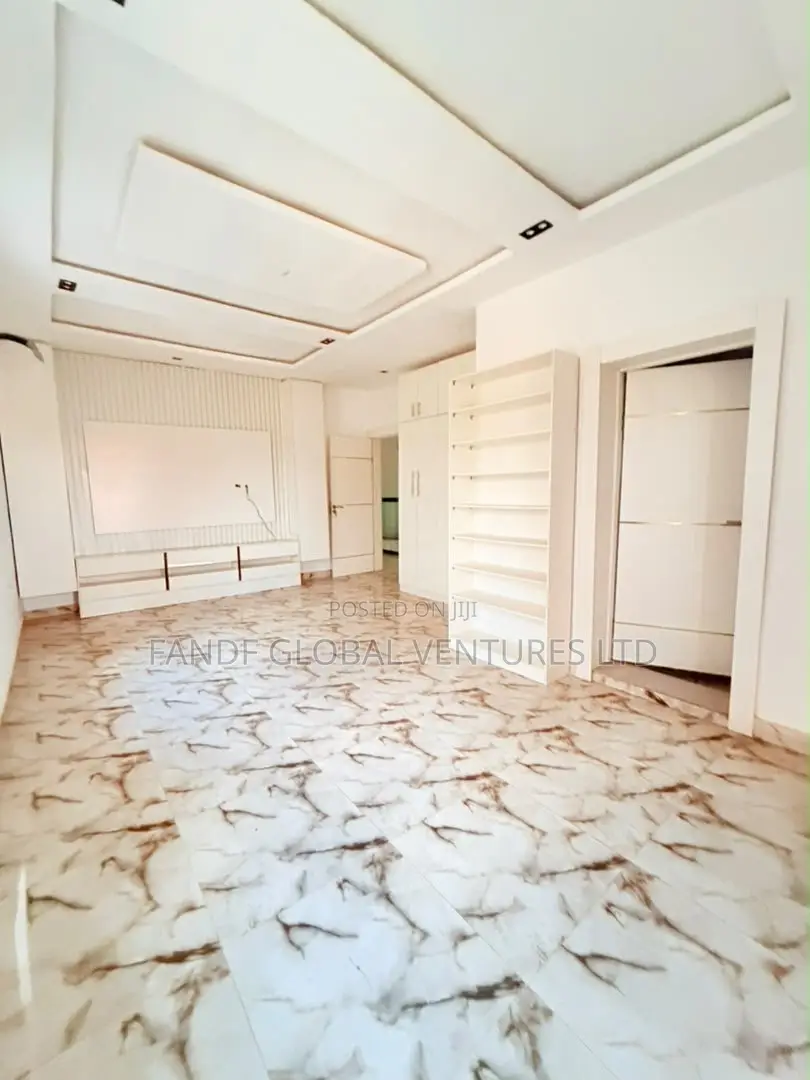 4bdrm Duplex in Oko-Oba for sale