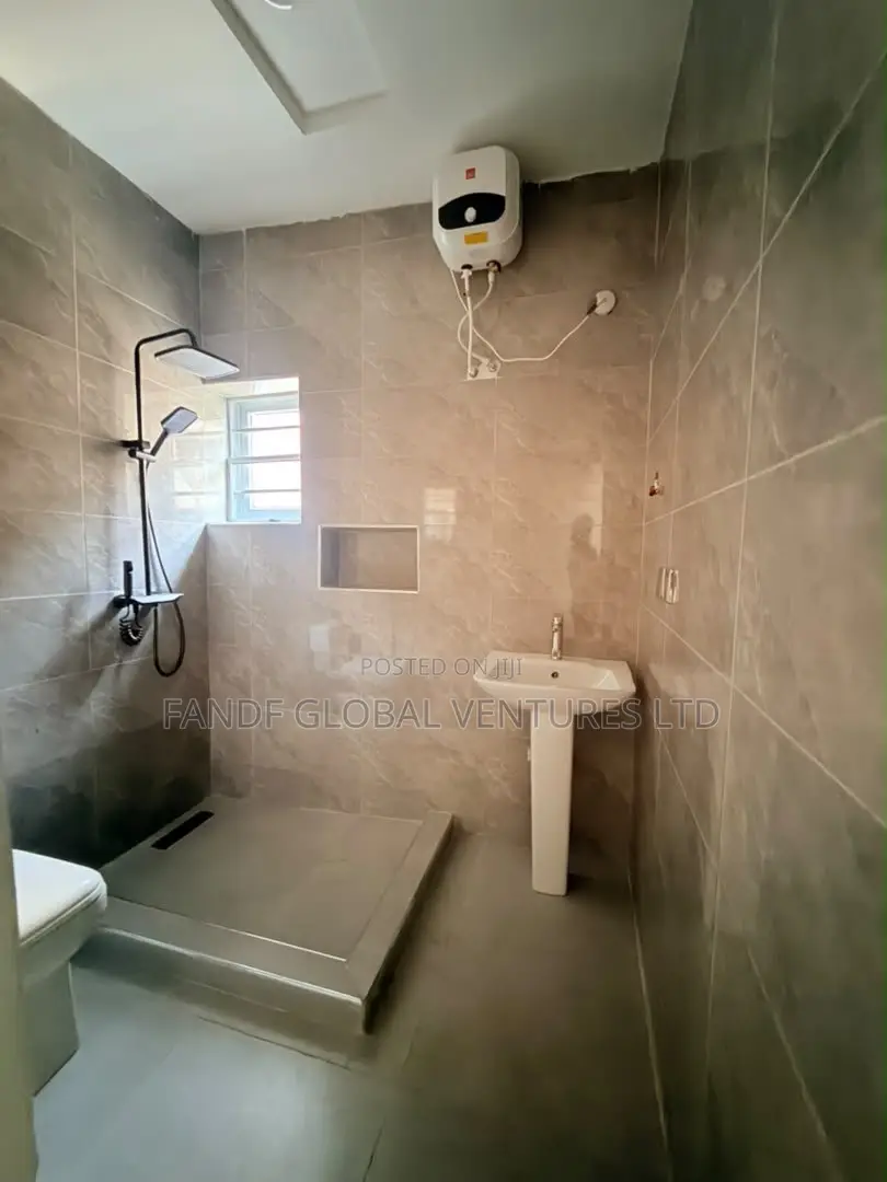 4bdrm Duplex in Oko-Oba for sale