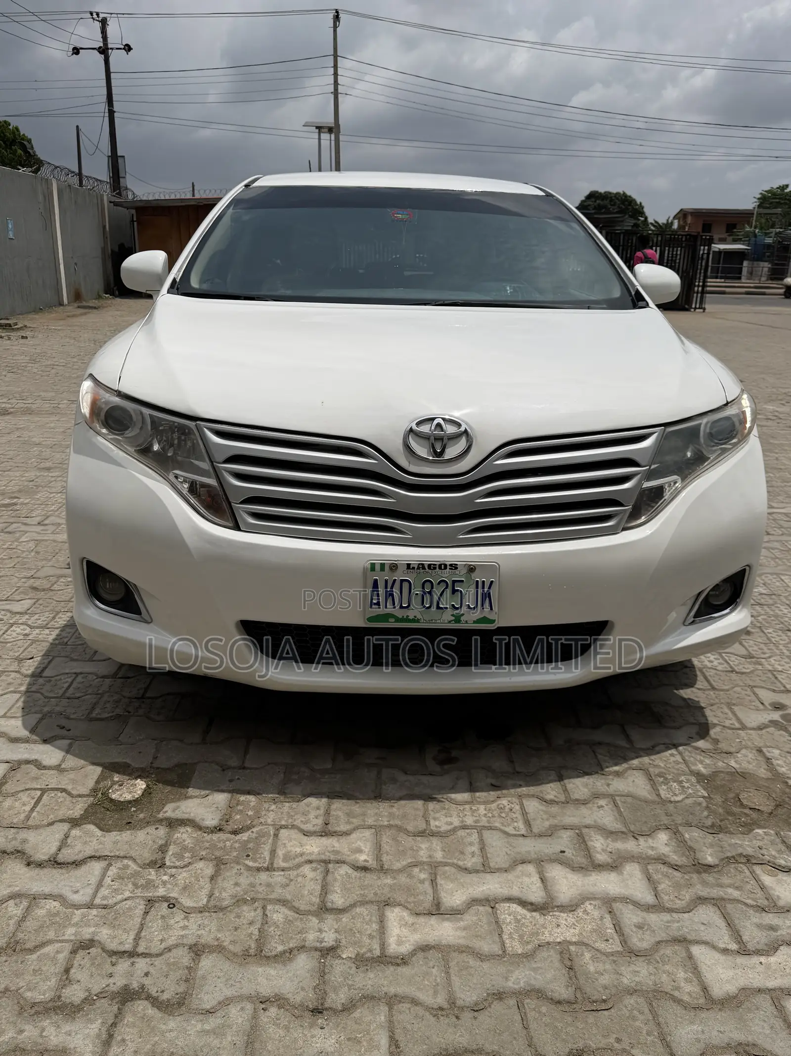 Toyota Venza XLE 2010 White