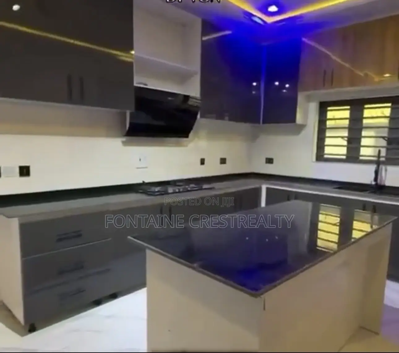 4bdrm Duplex in Abuja (FCT) for sale