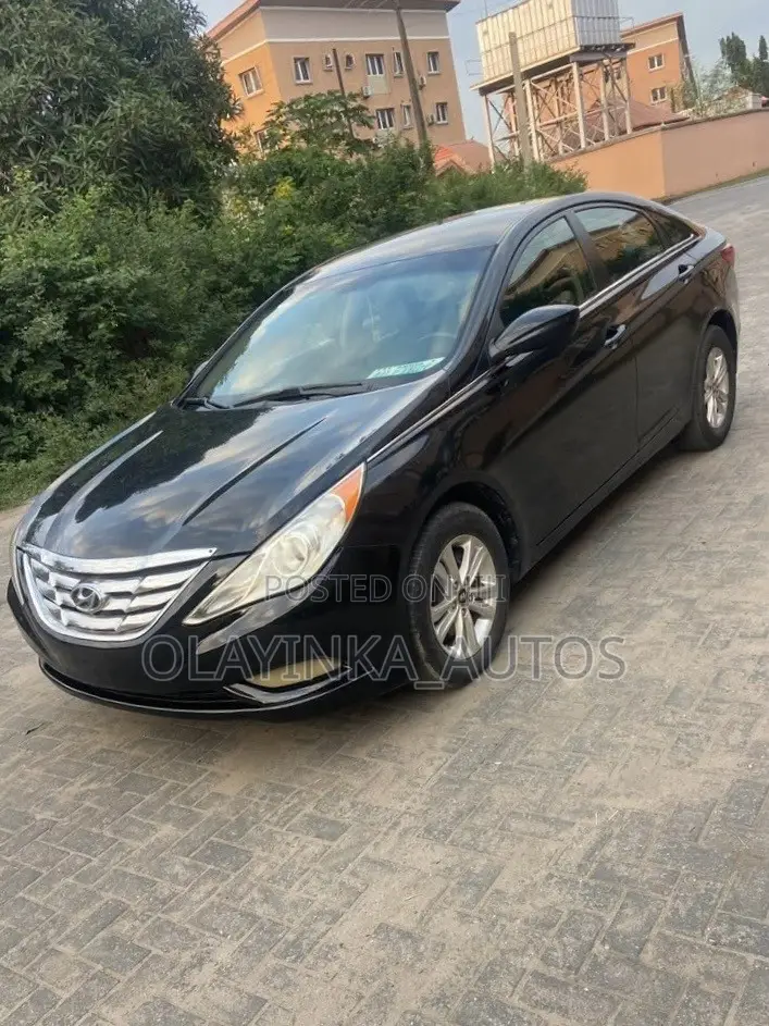 Hyundai Sonata 2012 Black