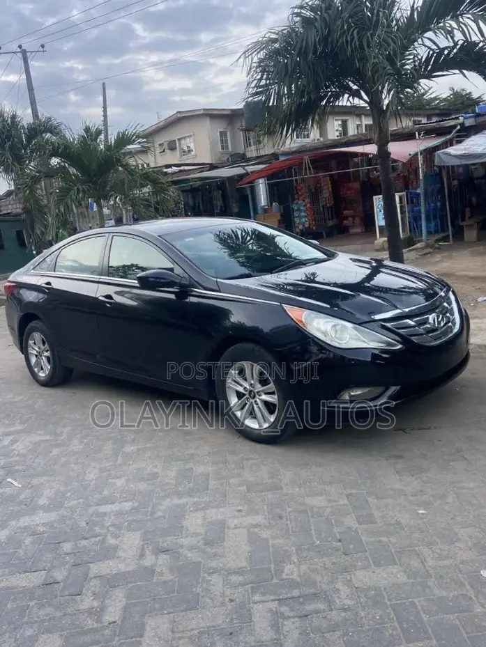 Hyundai Sonata 2012 Black