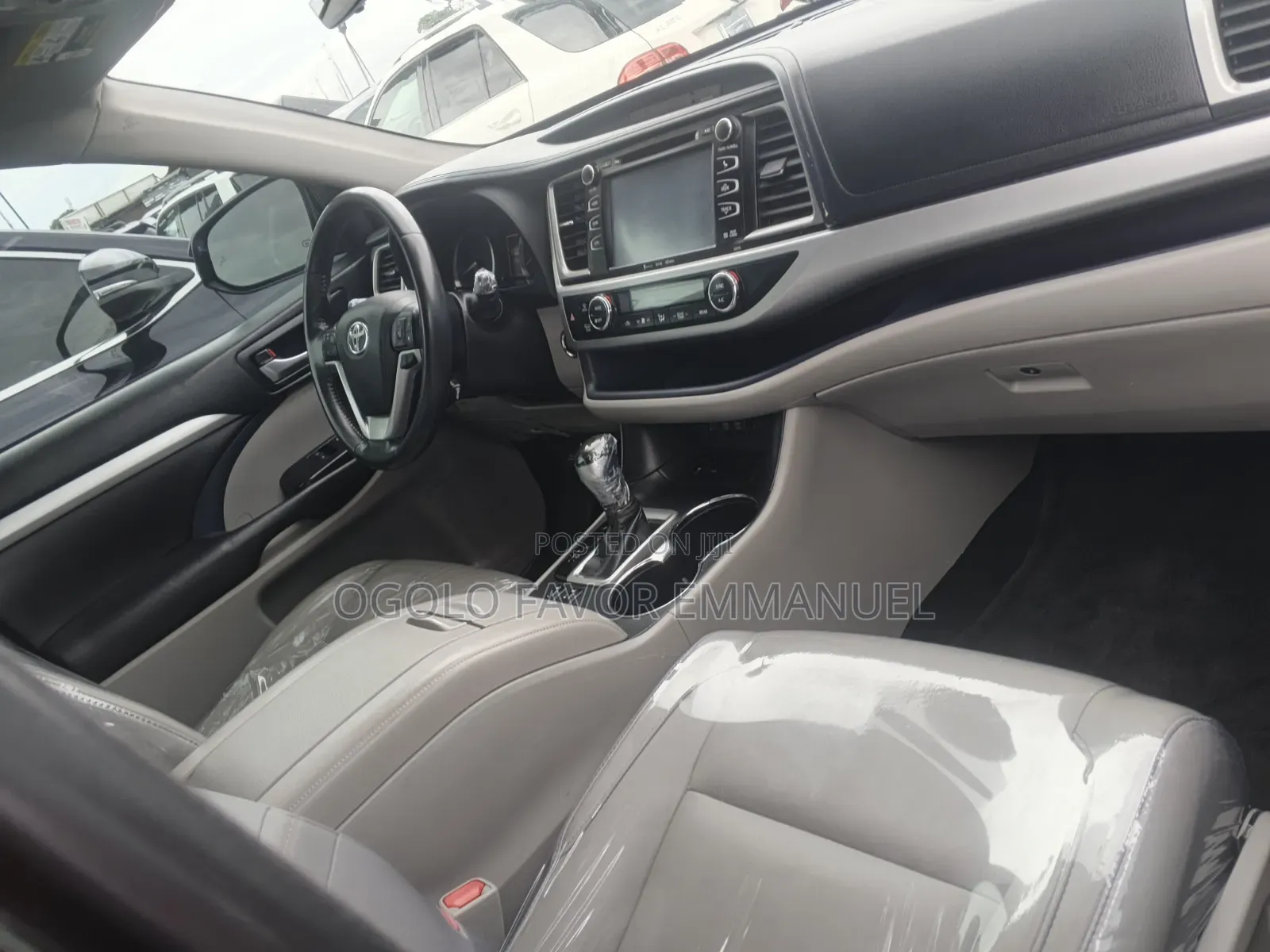 Toyota Highlander XLE 4x2 V6 (3.5L 6cyl 8A) 2018 Black