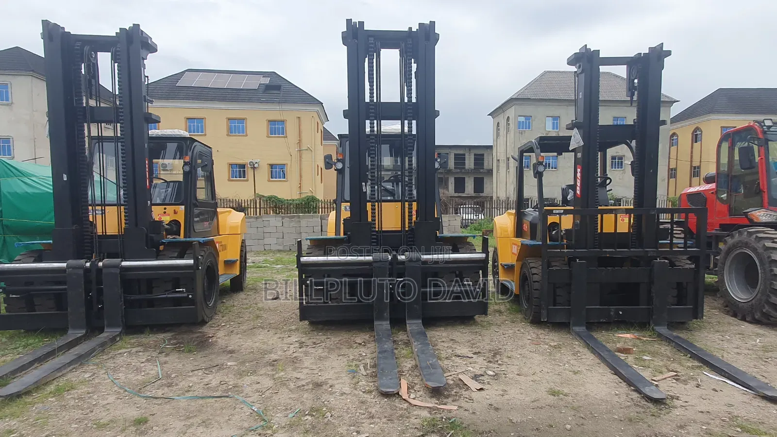 LT1000 Series Heavy-Duty Diesel Forklift Overhead Guard Andsolid Tires
