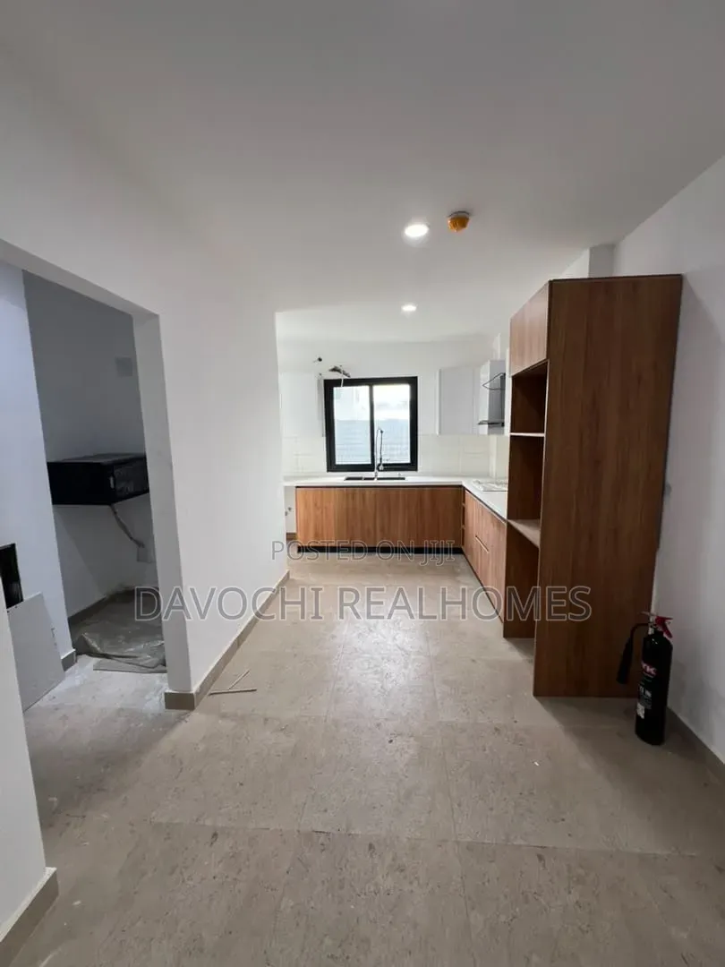 4bdrm Apartment in Banana Island for rent