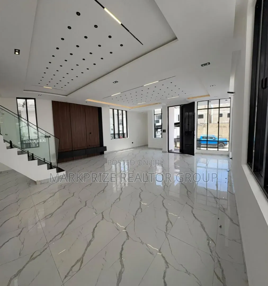 5bdrm Duplex in Chevron Lekki Lagos for sale