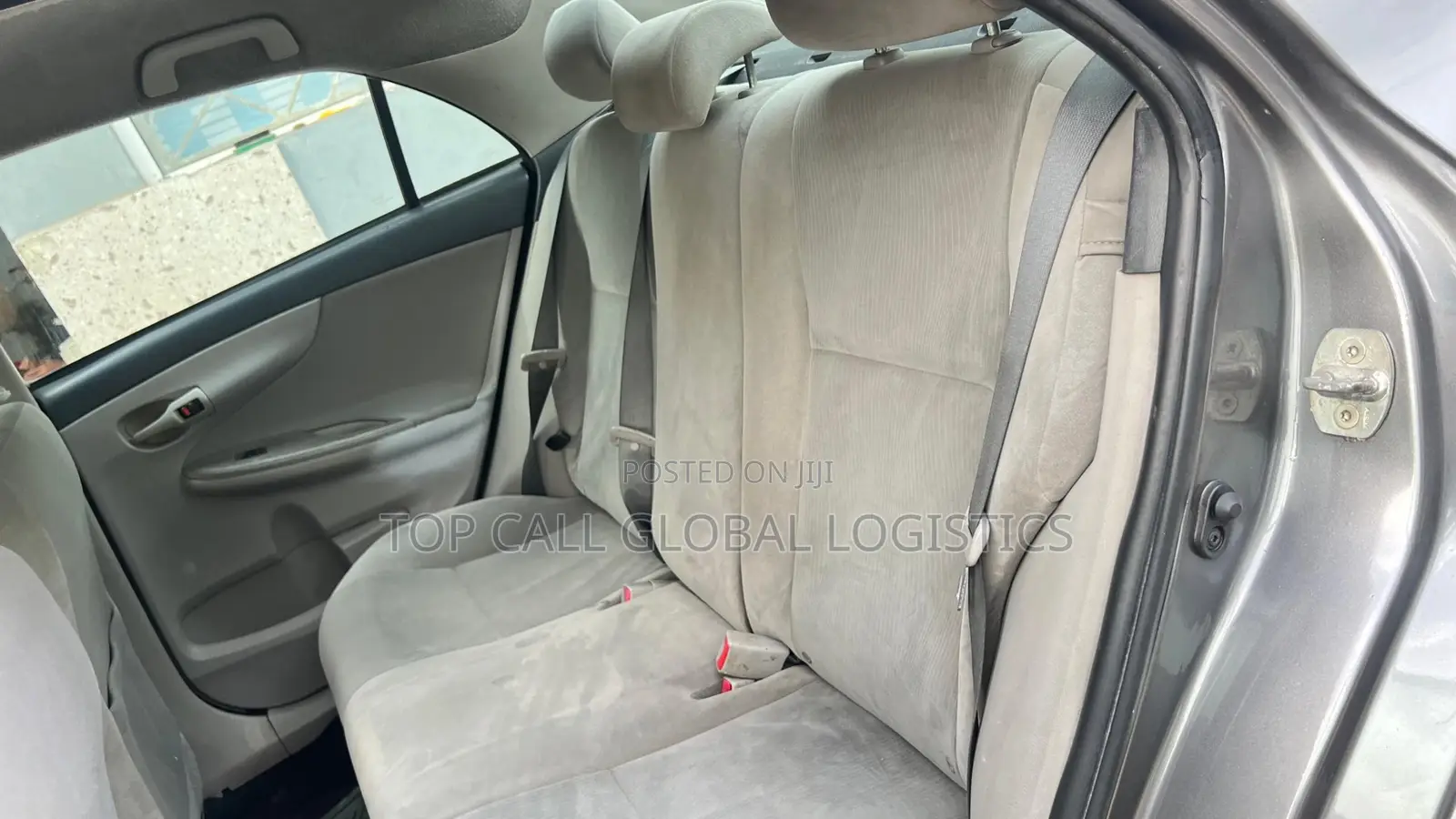 Toyota Corolla LE 4dr Sedan (1.8L 4cyl 4A) 2012 Gray