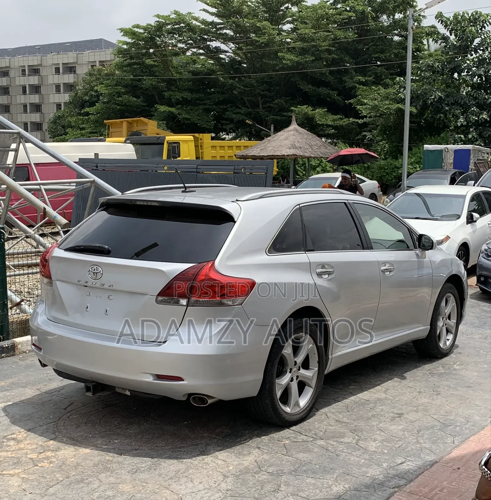 Toyota Venza 2011 Silver