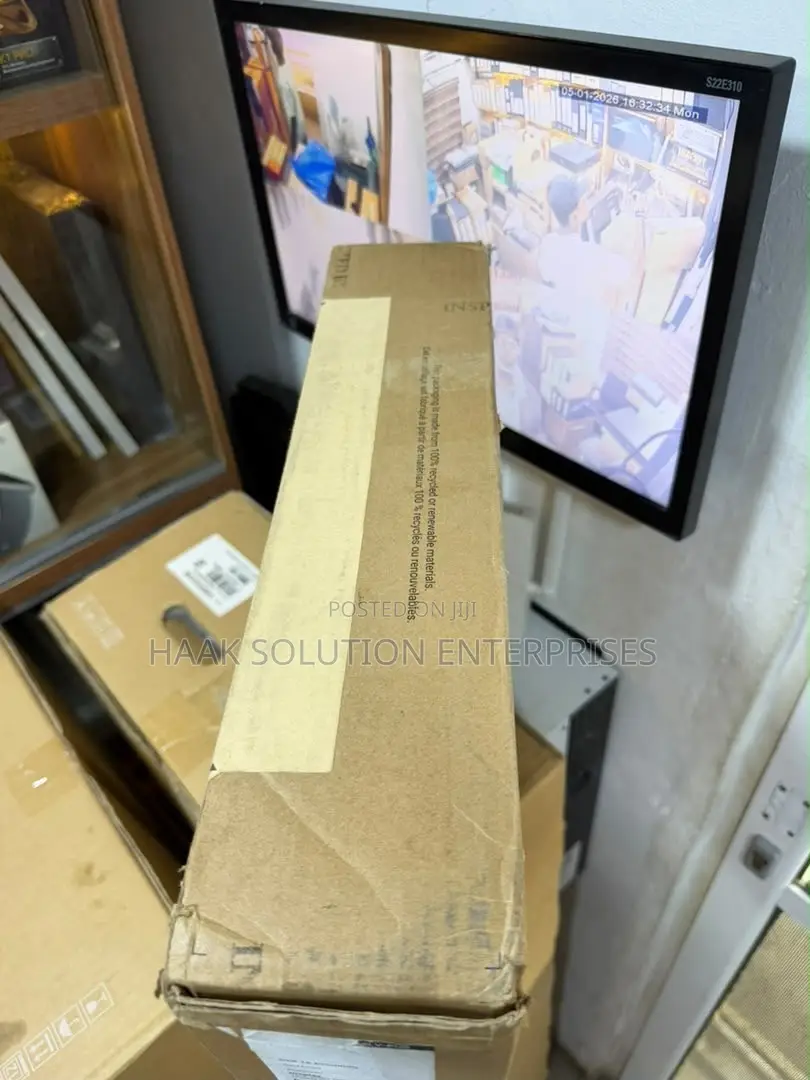 New Laptop Dell 16 Premium 32GB Intel Core Ultra 9 SSD 1T