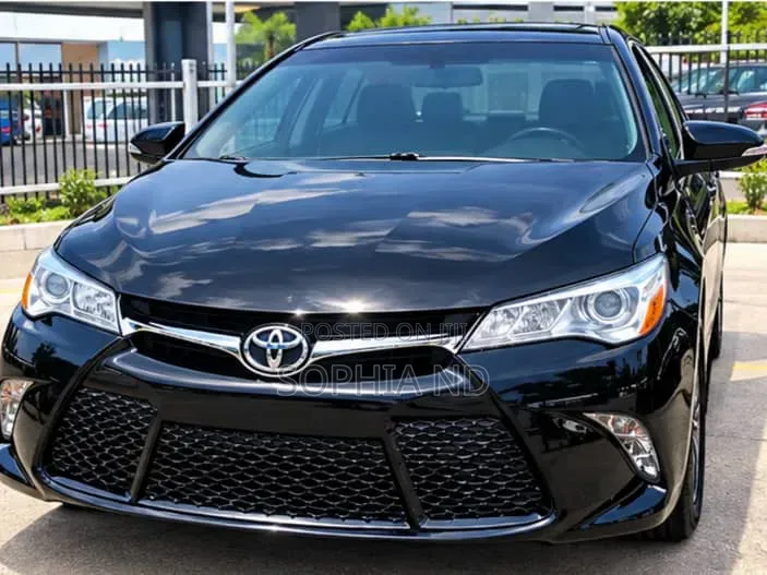 Toyota Camry 2017 Black
