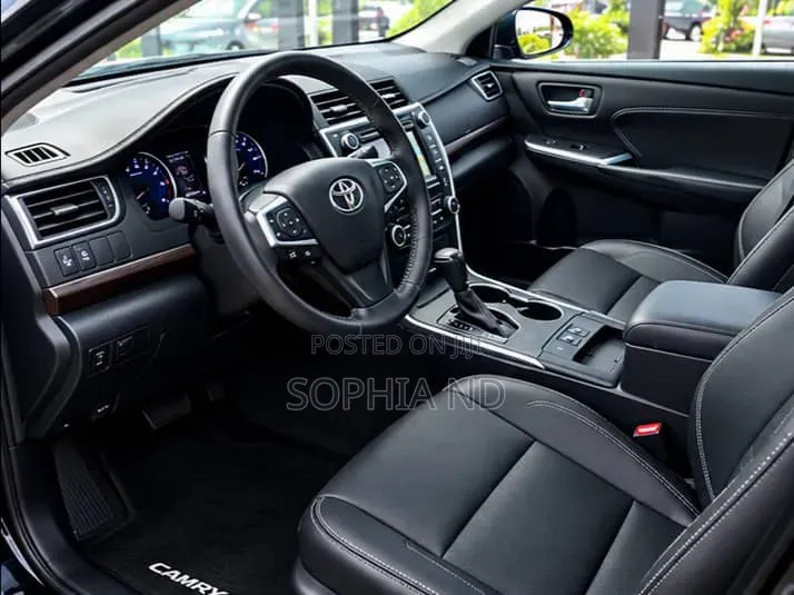 Toyota Camry 2017 Black