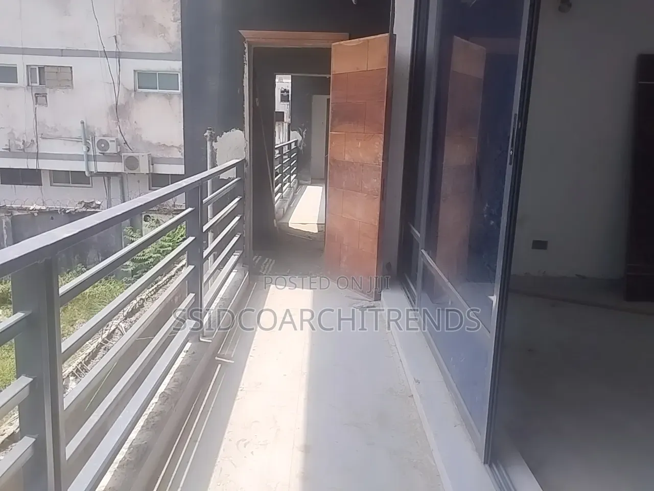 3bdrm Block of Flats in Call To Access, Lekki Phase 1 for sale