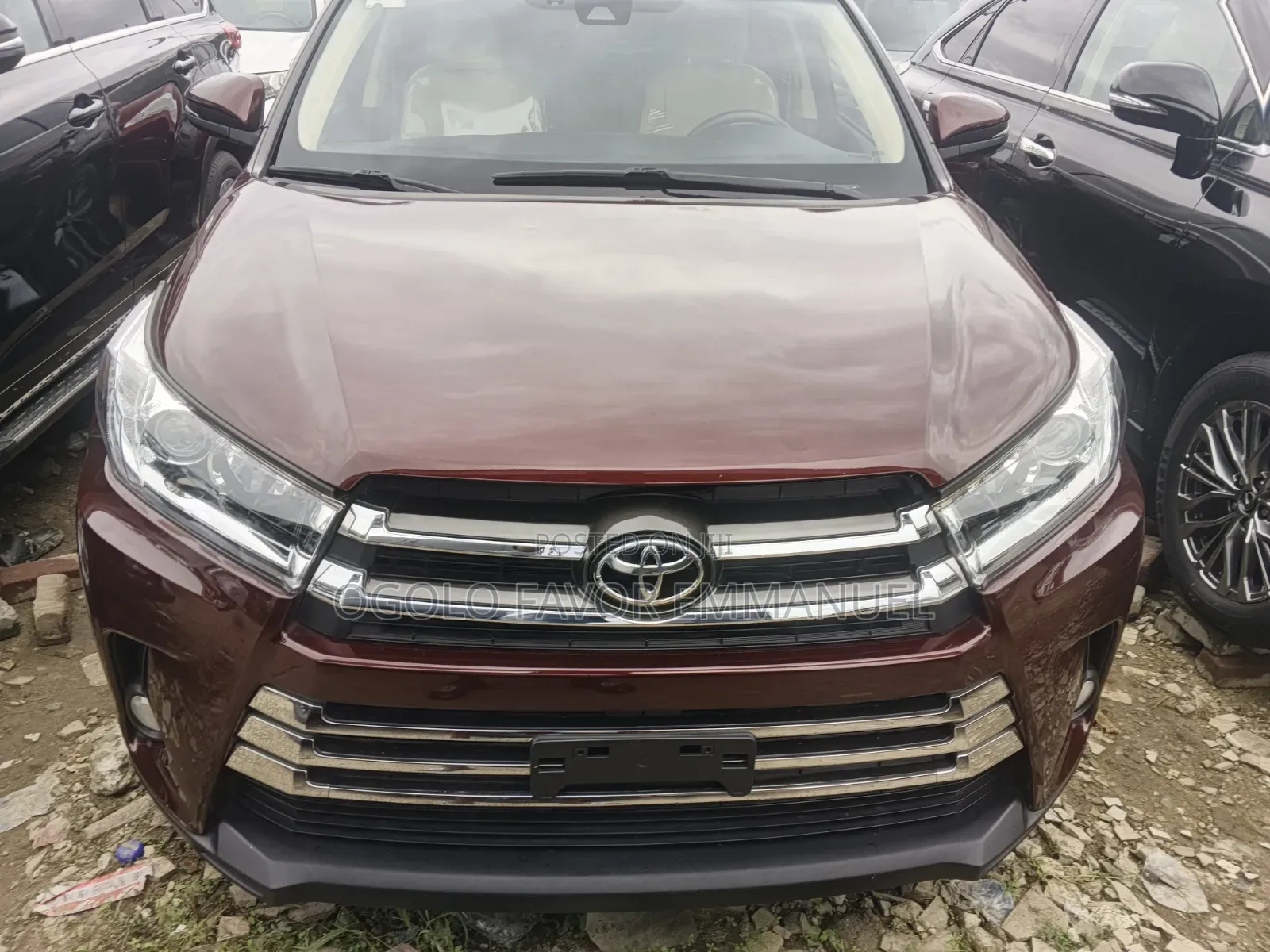 Toyota Highlander XLE 4x2 V6 (3.5L 6cyl 8A) 2018 Red