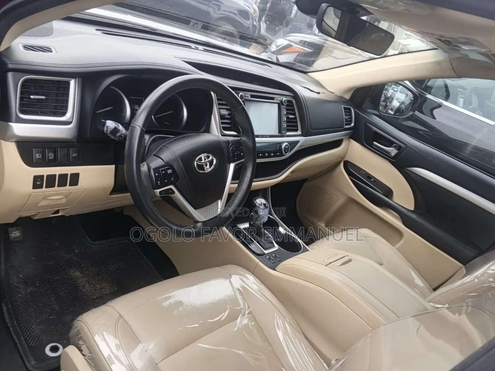 Toyota Highlander XLE 4x2 V6 (3.5L 6cyl 8A) 2018 Red