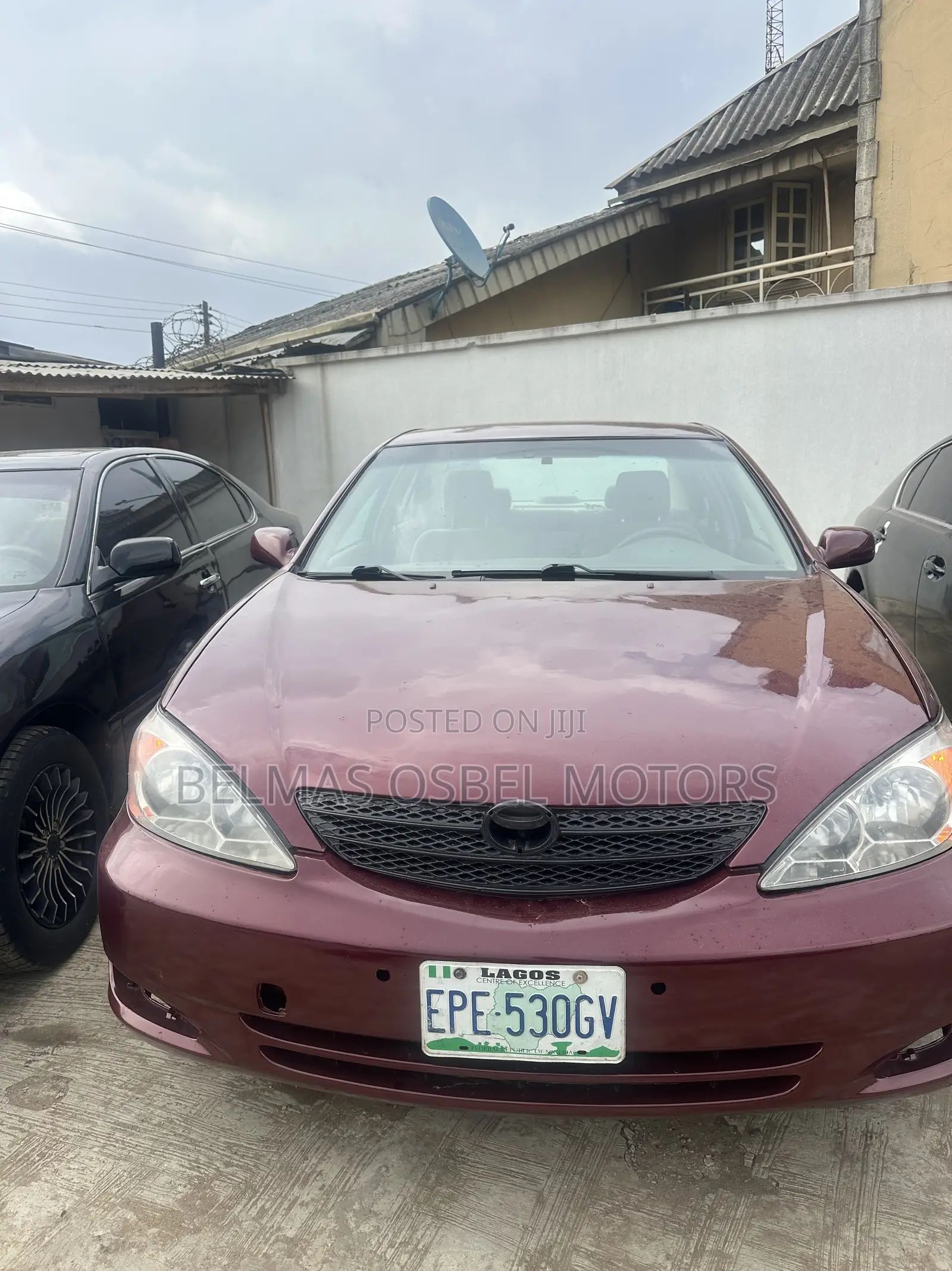Toyota Camry LE 4dr Sedan (2.4L 4cyl 5M) 2004 Red