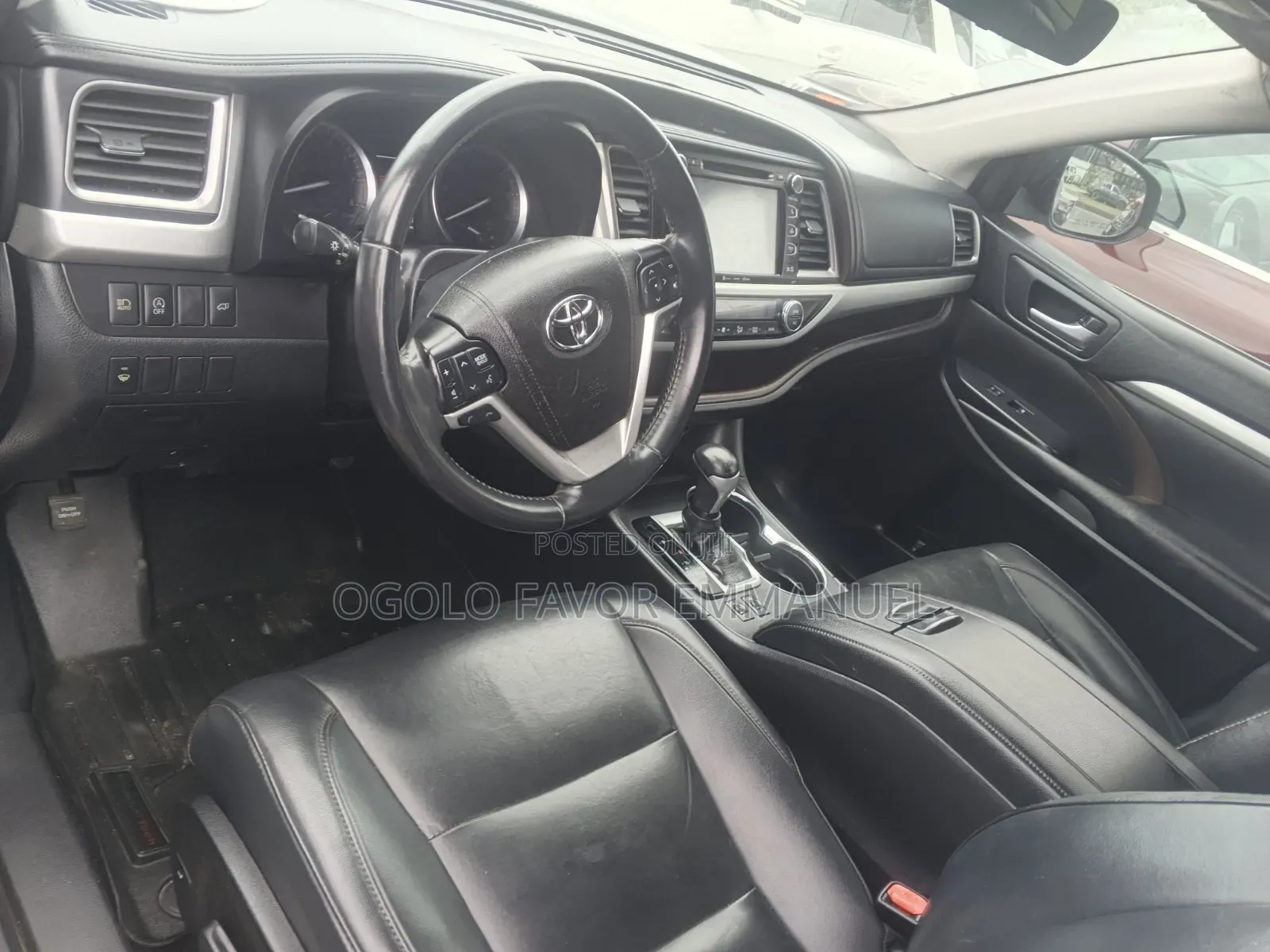 Toyota Highlander XLE 2019 Silver