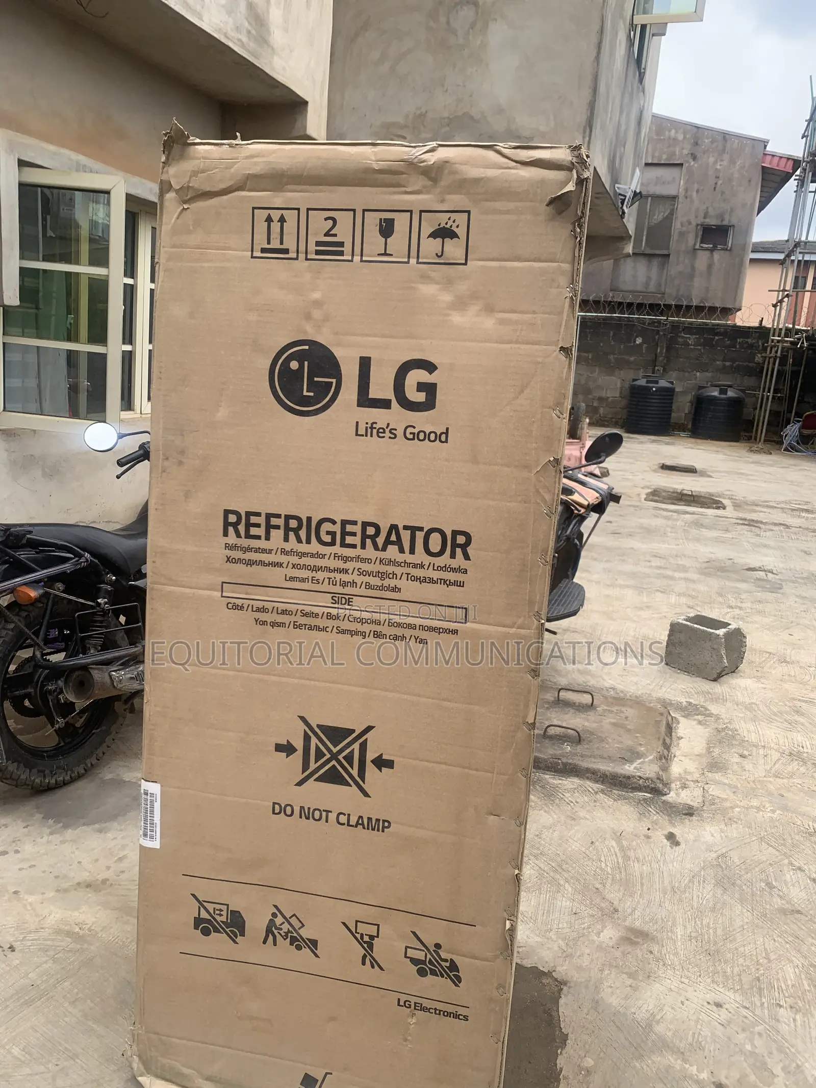 LG 287L Large Interior Storage Refrigerator