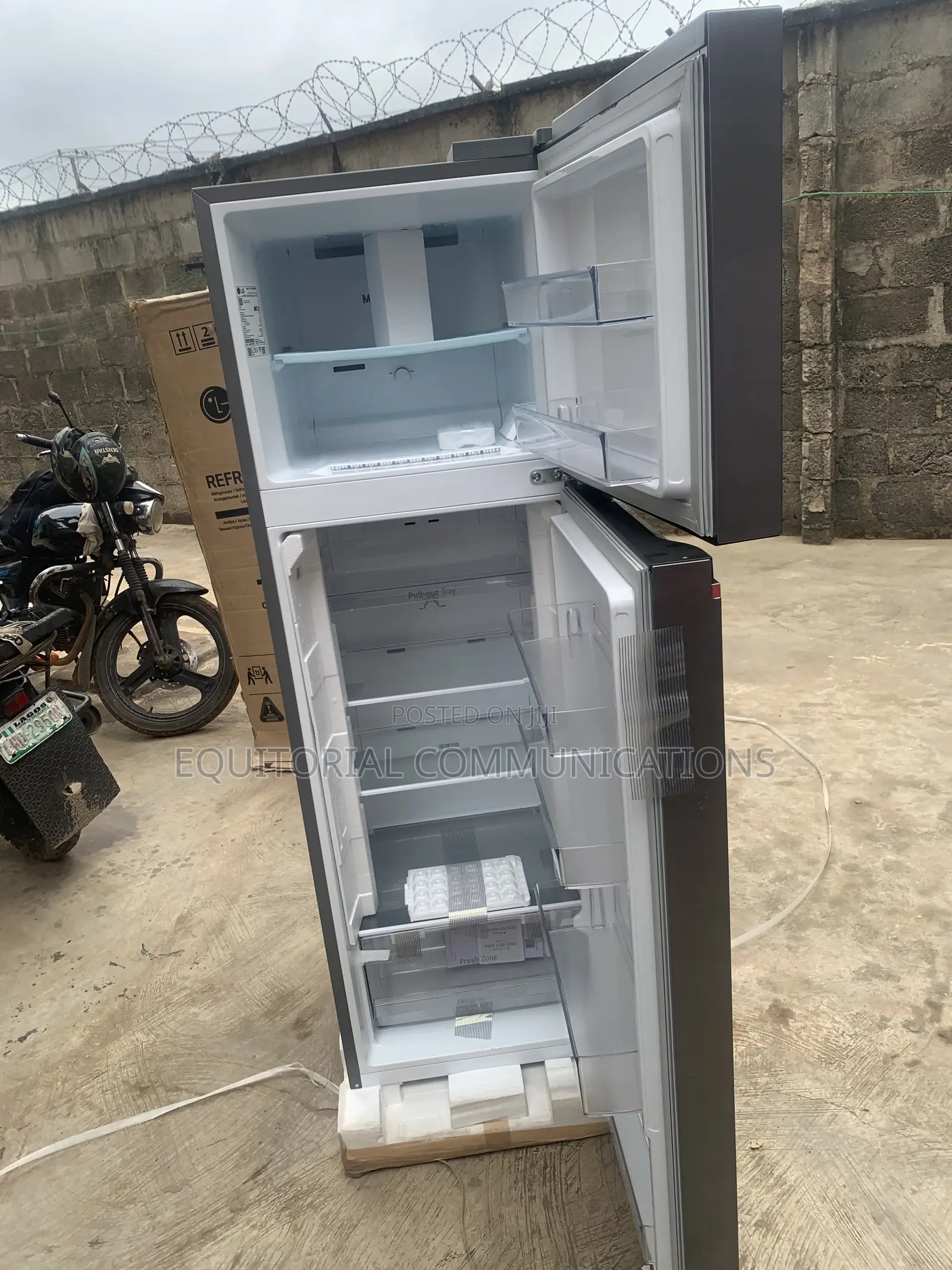 LG GL-B262PQKB Elegant 287L Household Refrigerator